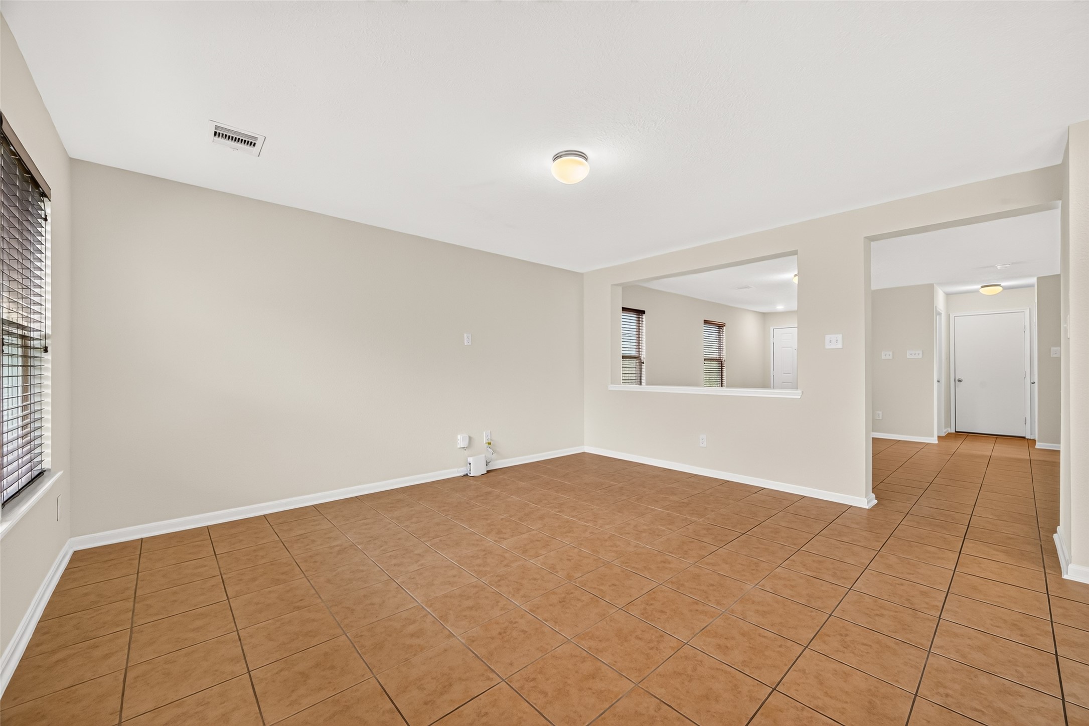 19335 Riley Espen Court Property Photo 10
