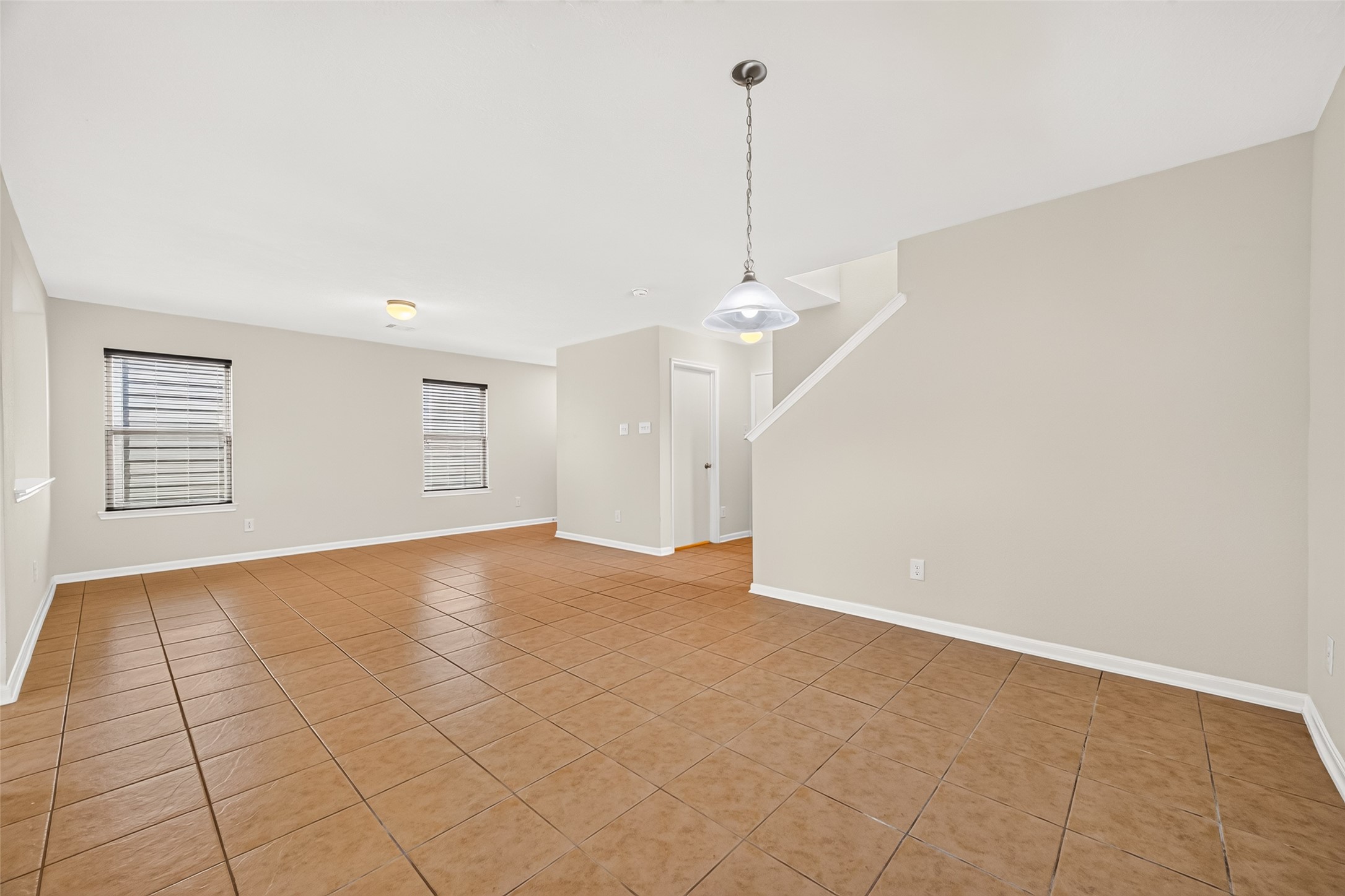 19335 Riley Espen Court Property Photo 11