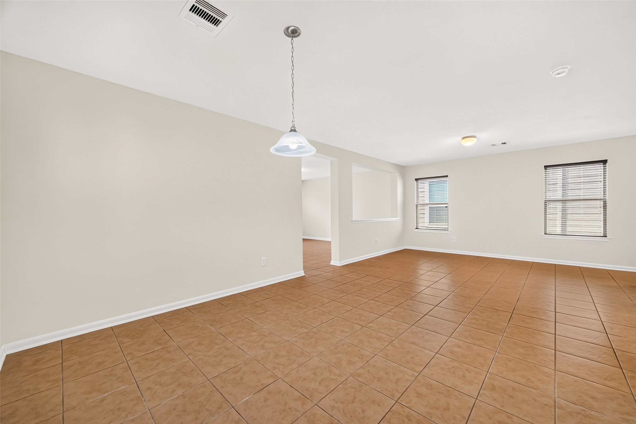 19335 Riley Espen Court Property Photo 12