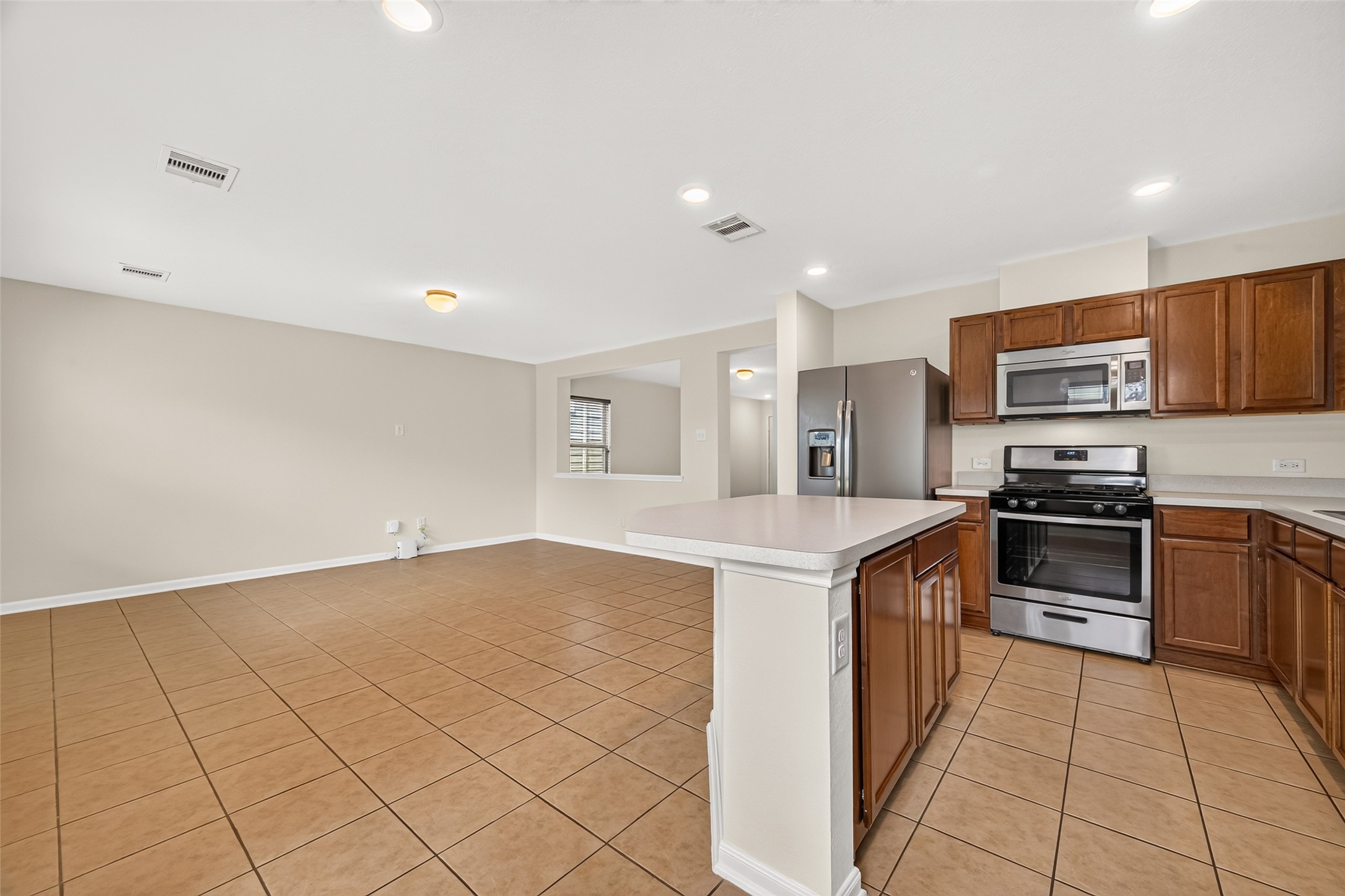19335 Riley Espen Court Property Photo 17