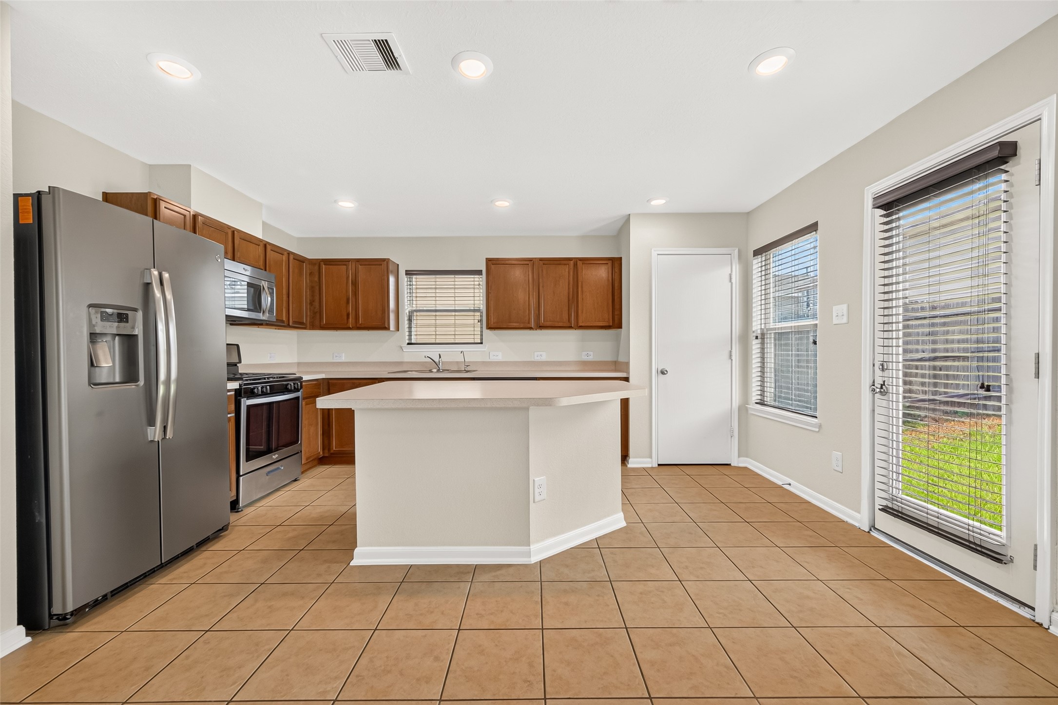 19335 Riley Espen Court Property Photo 18