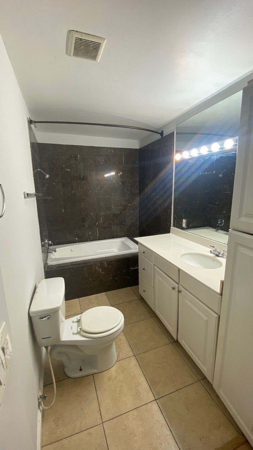 1918 Oleander Drive Property Photo 13