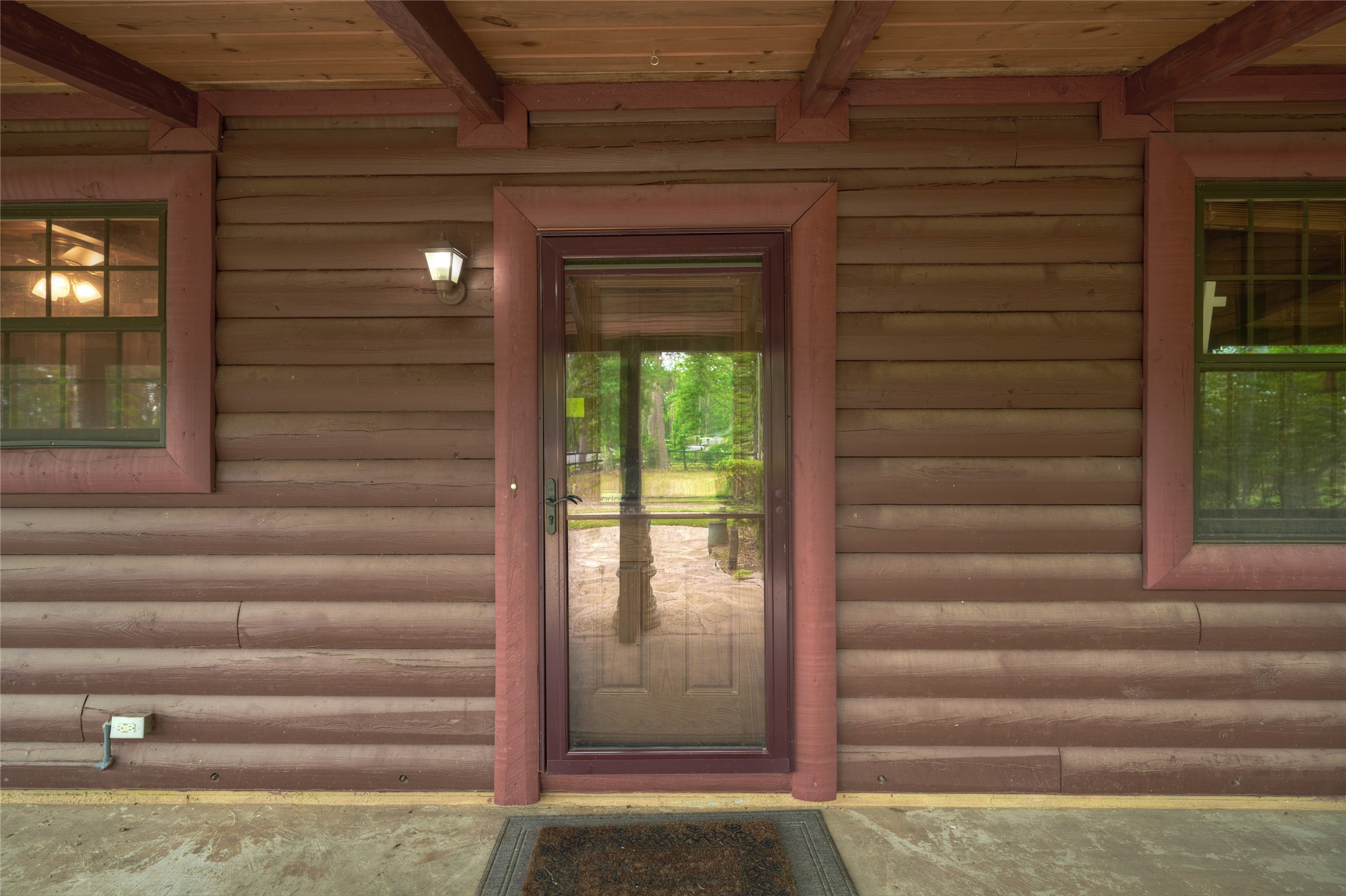 18233 Country Place Drive Property Photo 5