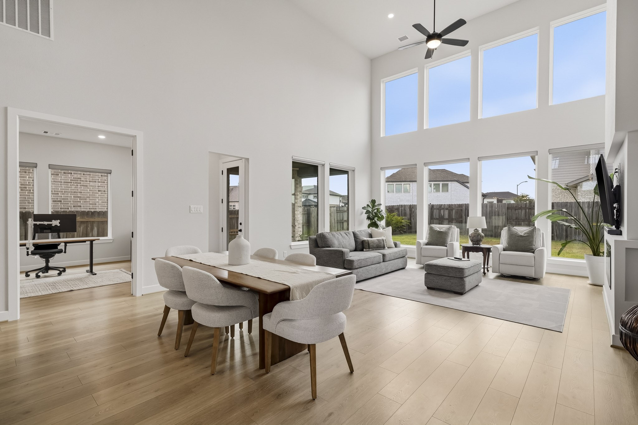 7519 Wildrye Meadow Lane Property Photo 10
