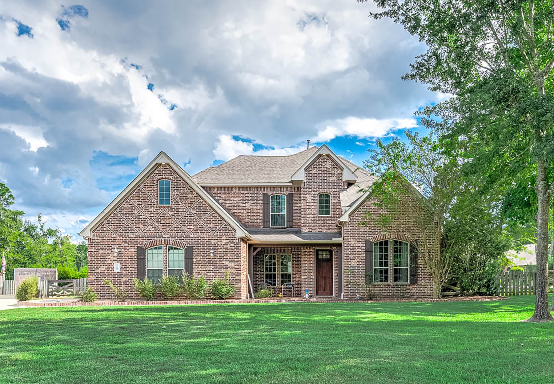 17607 Country Grove Property Photo 1