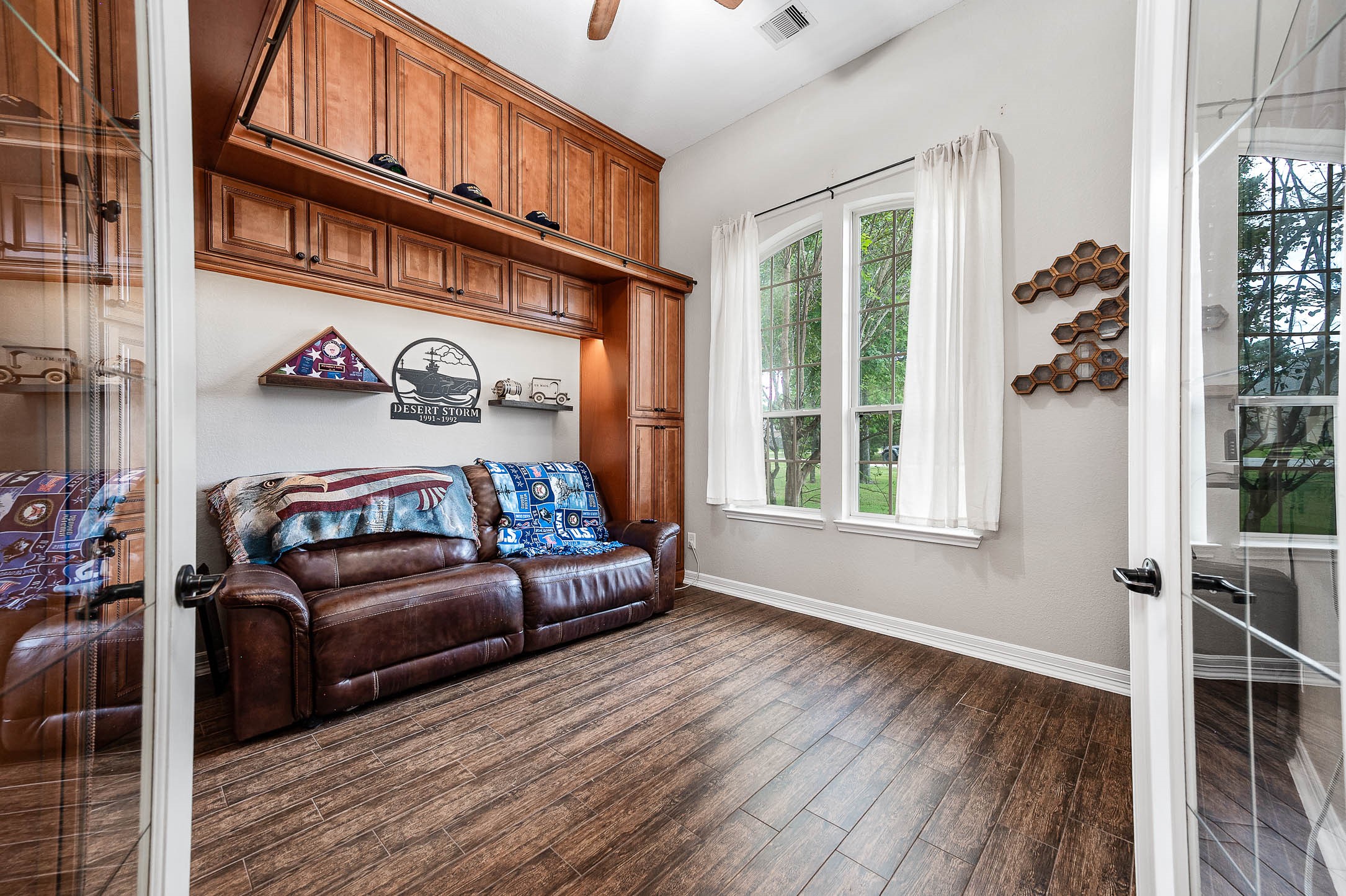 17607 Country Grove Property Photo 15