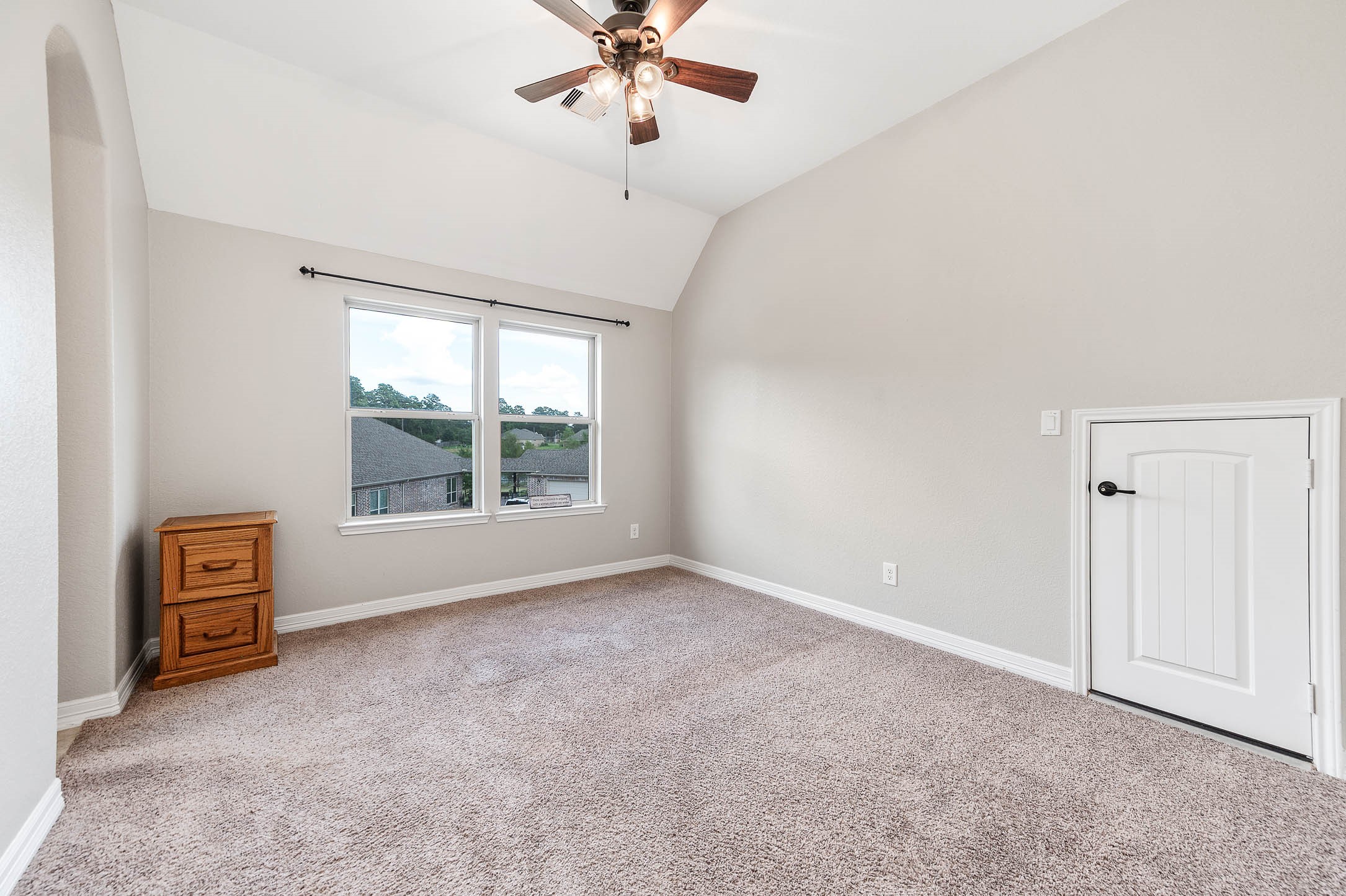 17607 Country Grove Property Photo 26