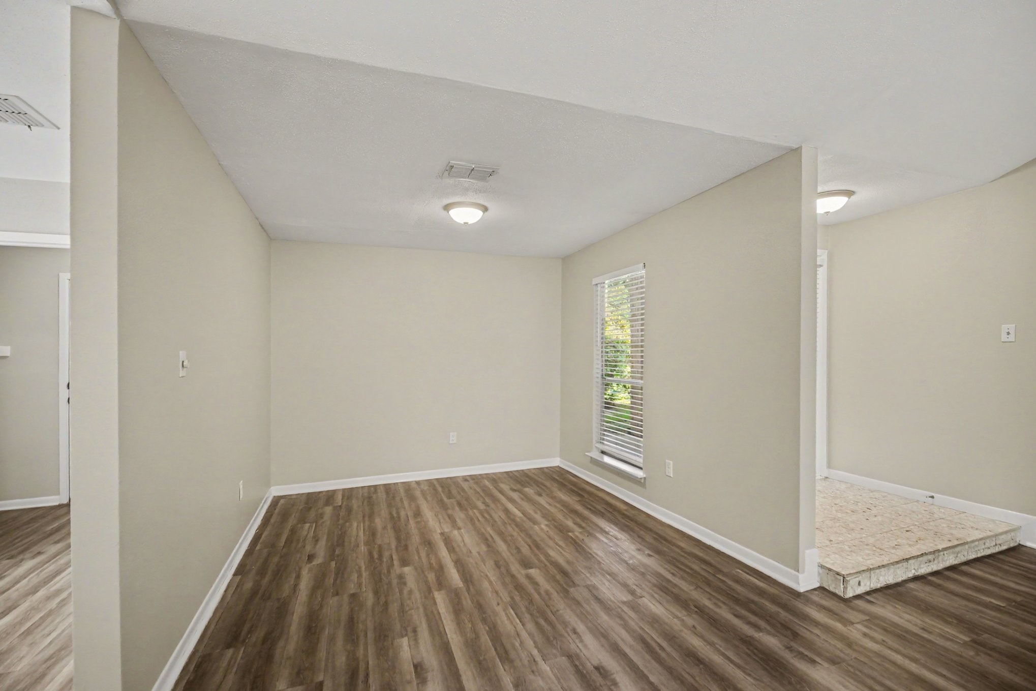 5111 Blueberry Hill Drive Property Photo 13