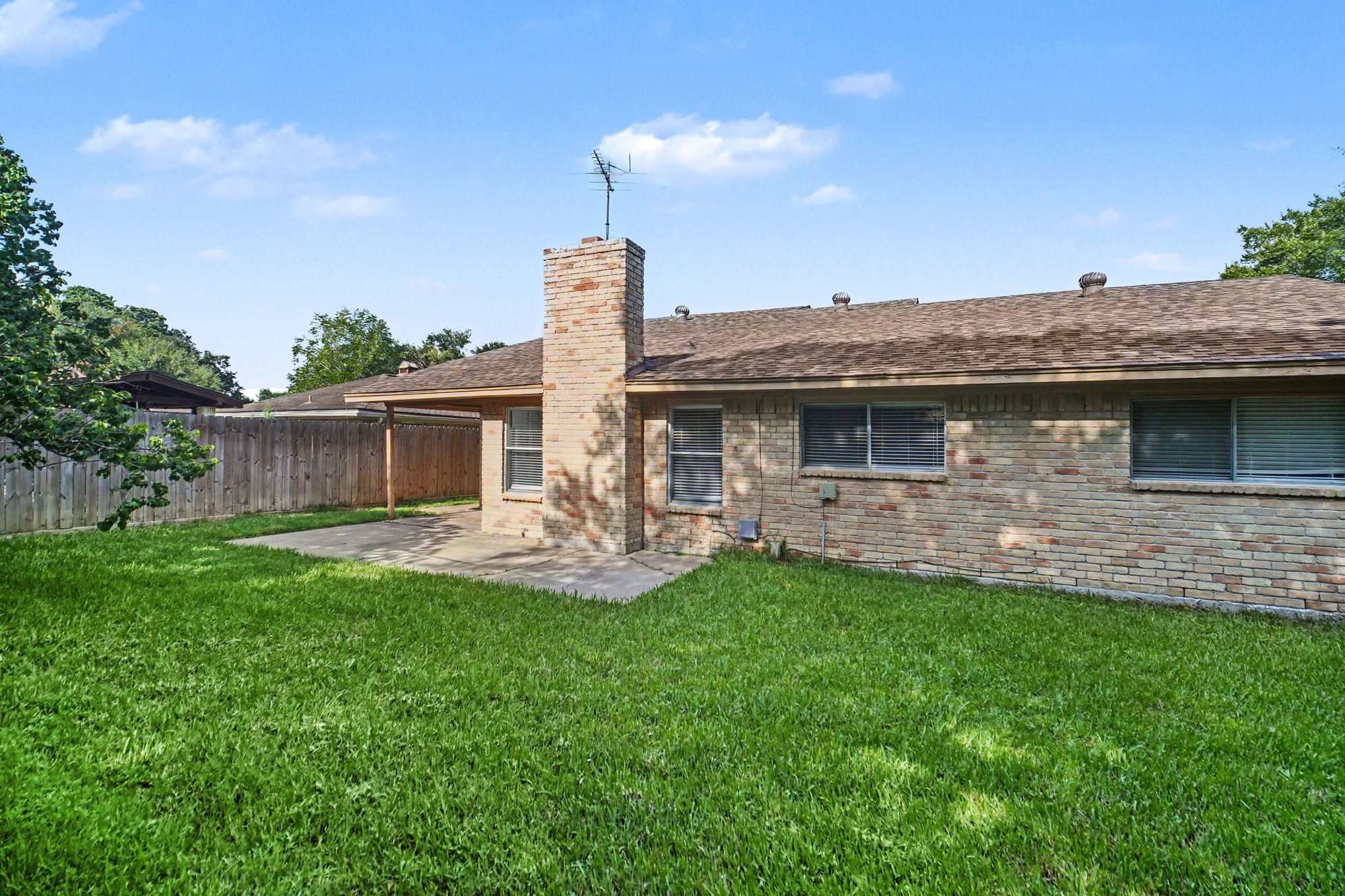 5111 Blueberry Hill Drive Property Photo 24