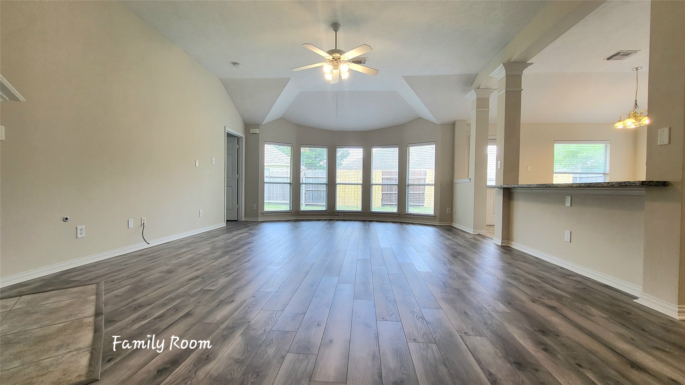 5631 Beaver Pass Lane Property Photo 3