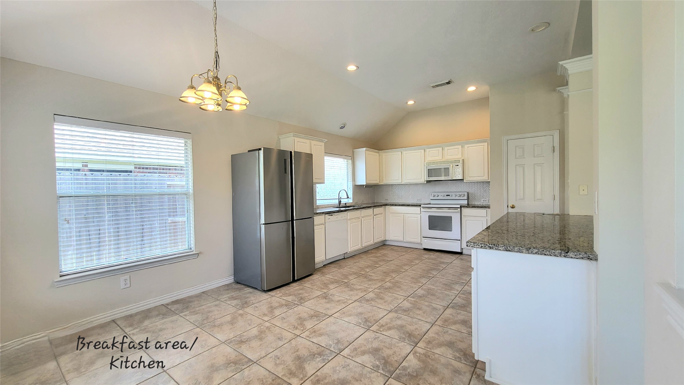 5631 Beaver Pass Lane Property Photo 5