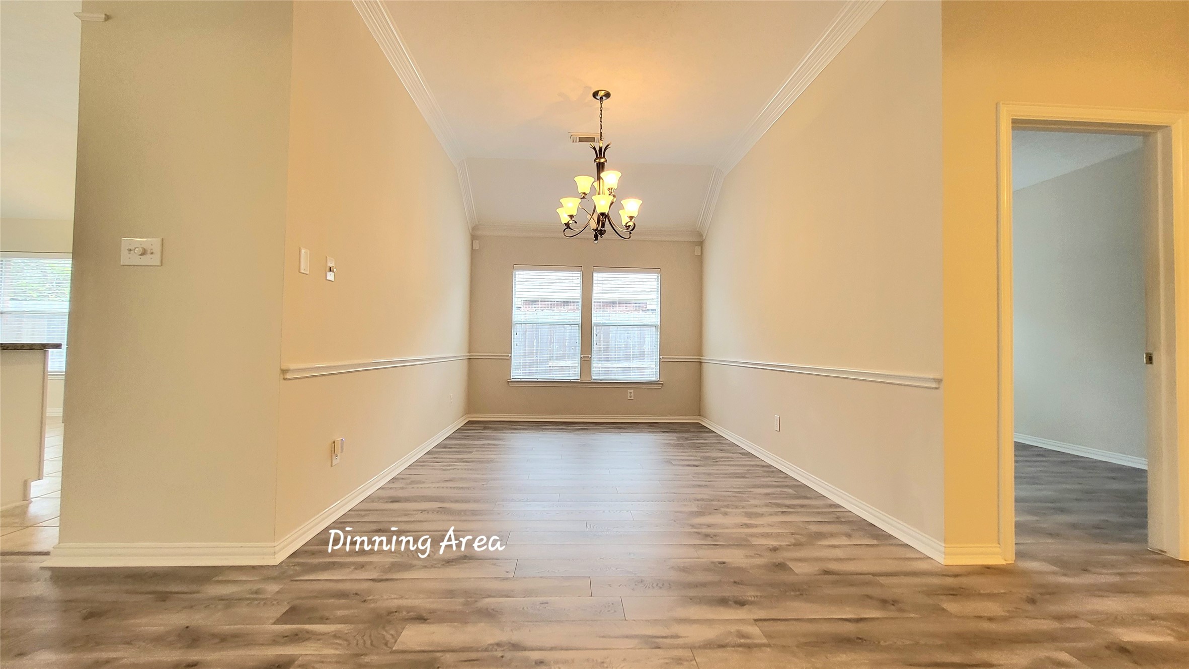 5631 Beaver Pass Lane Property Photo 6