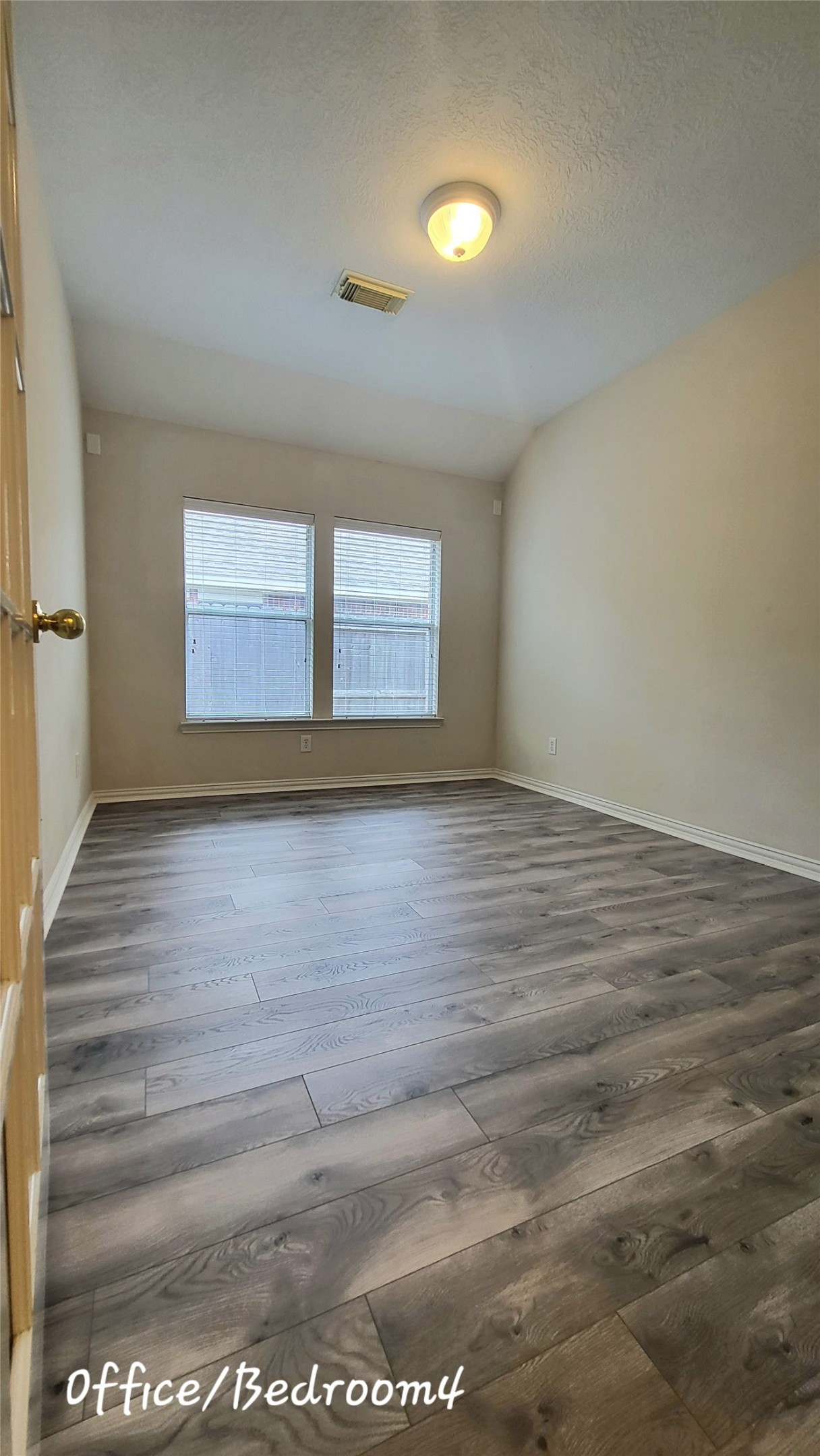 5631 Beaver Pass Lane Property Photo 7