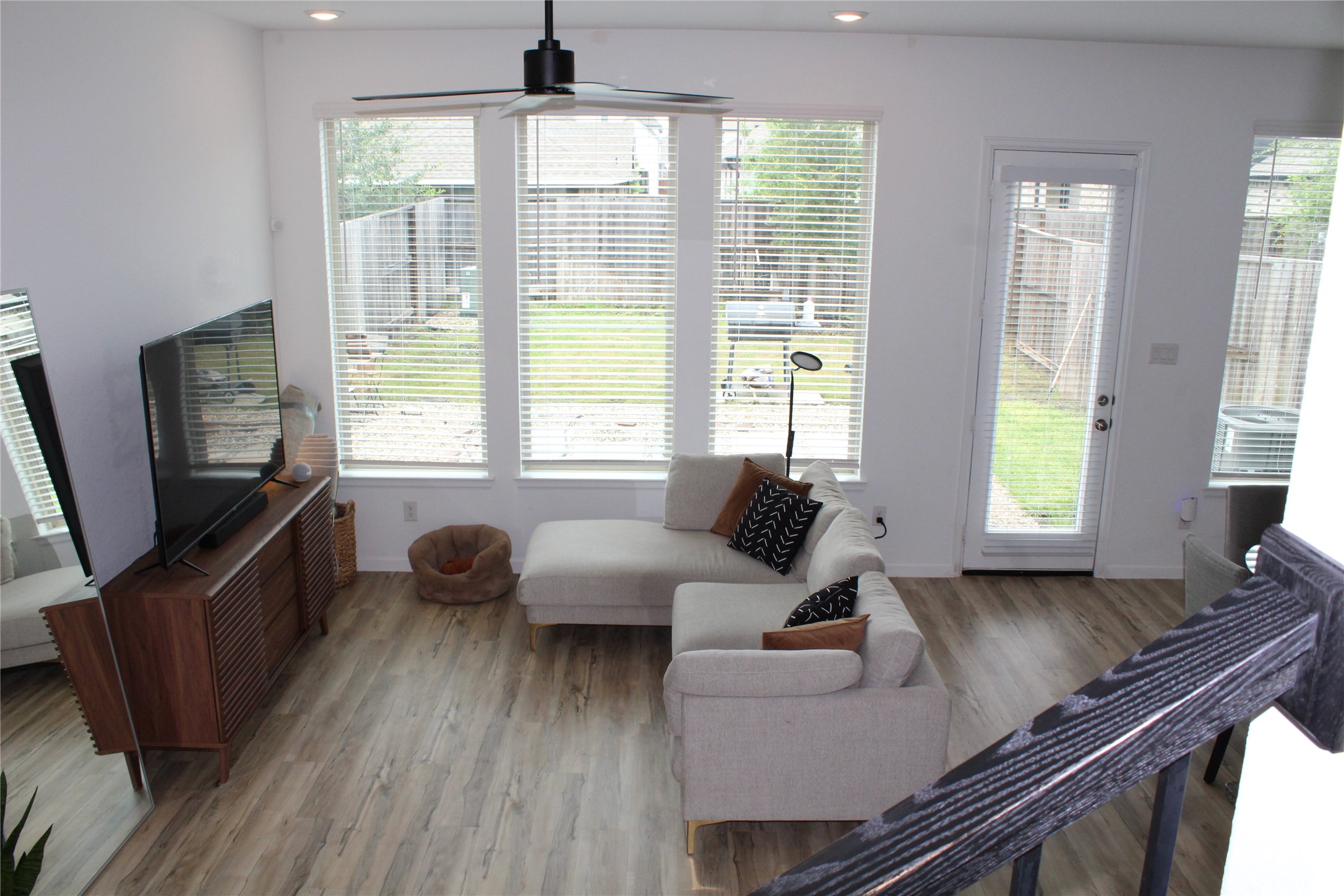 4203 Champlain Way Property Photo 7
