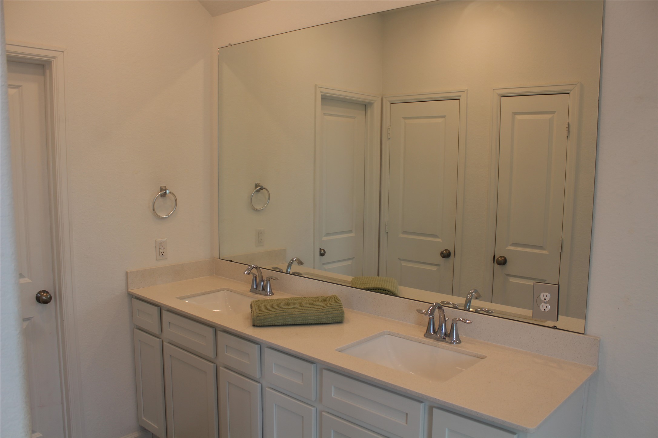 4203 Champlain Way Property Photo 23