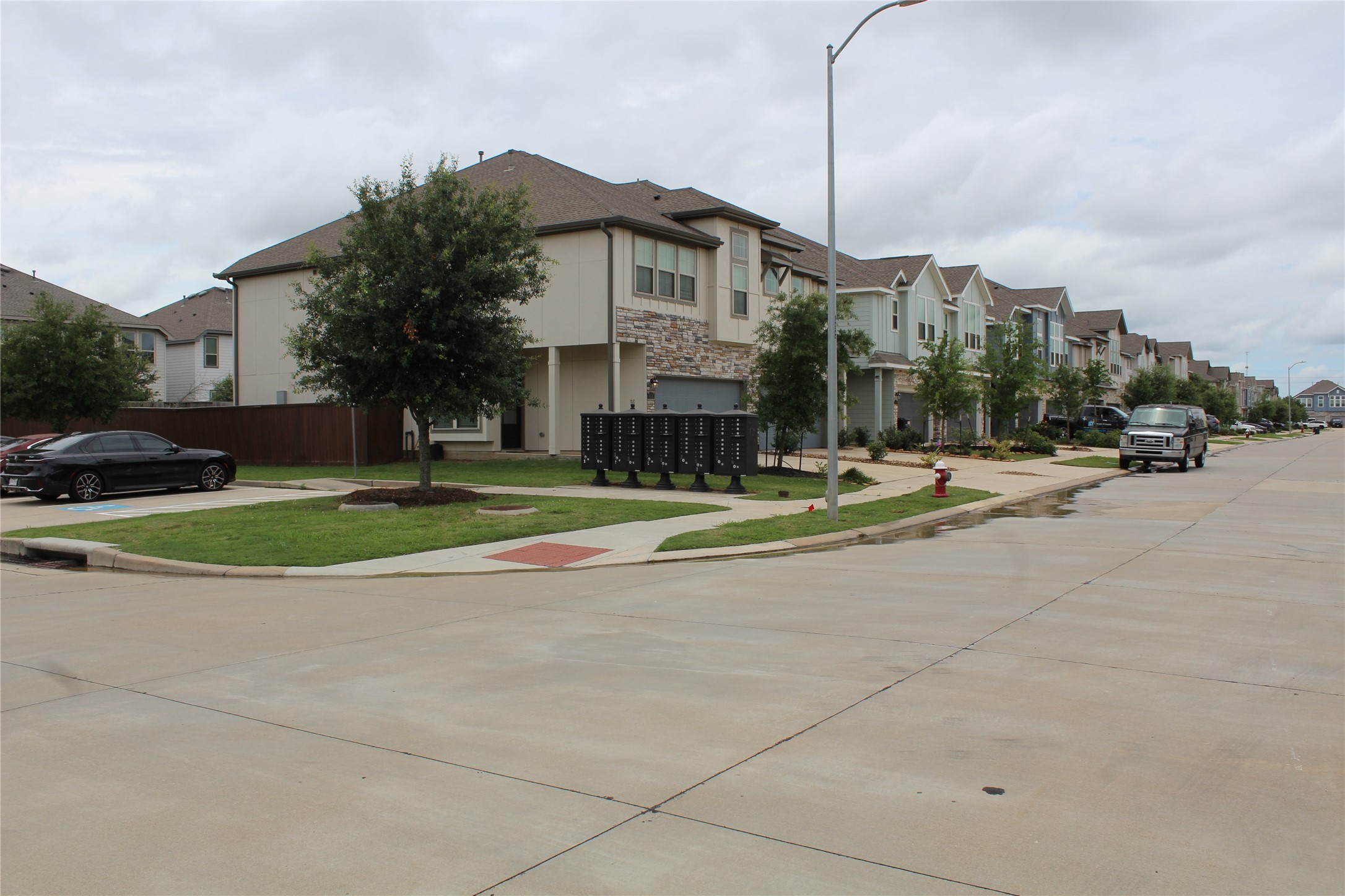 4203 Champlain Way Property Photo 28