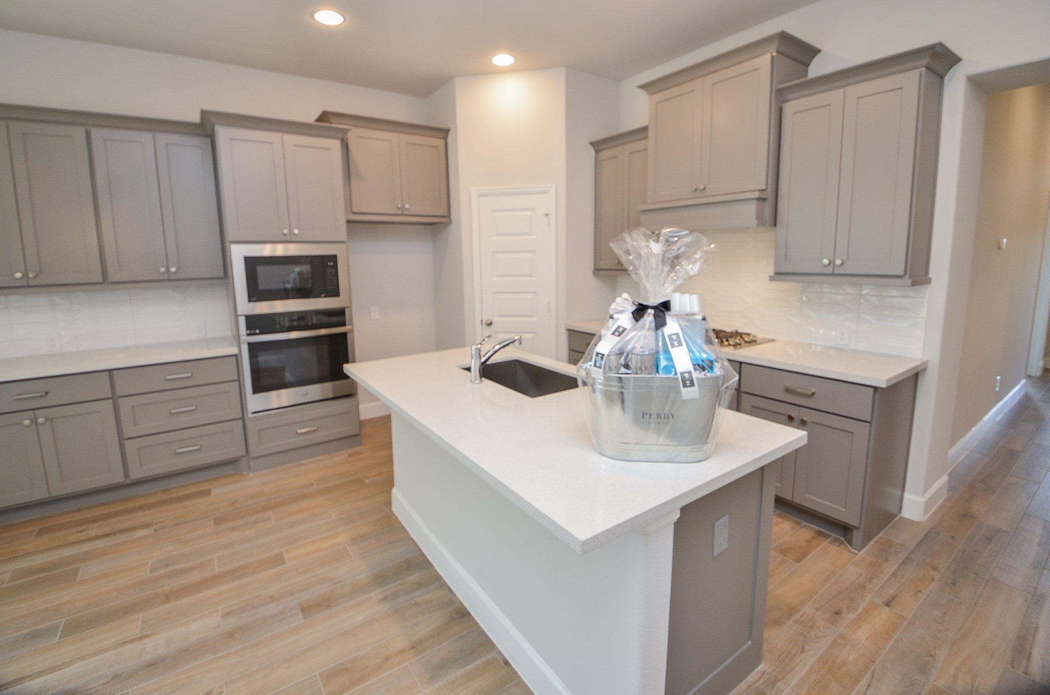 29311 Mesquite Oaks Drive Property Photo 8