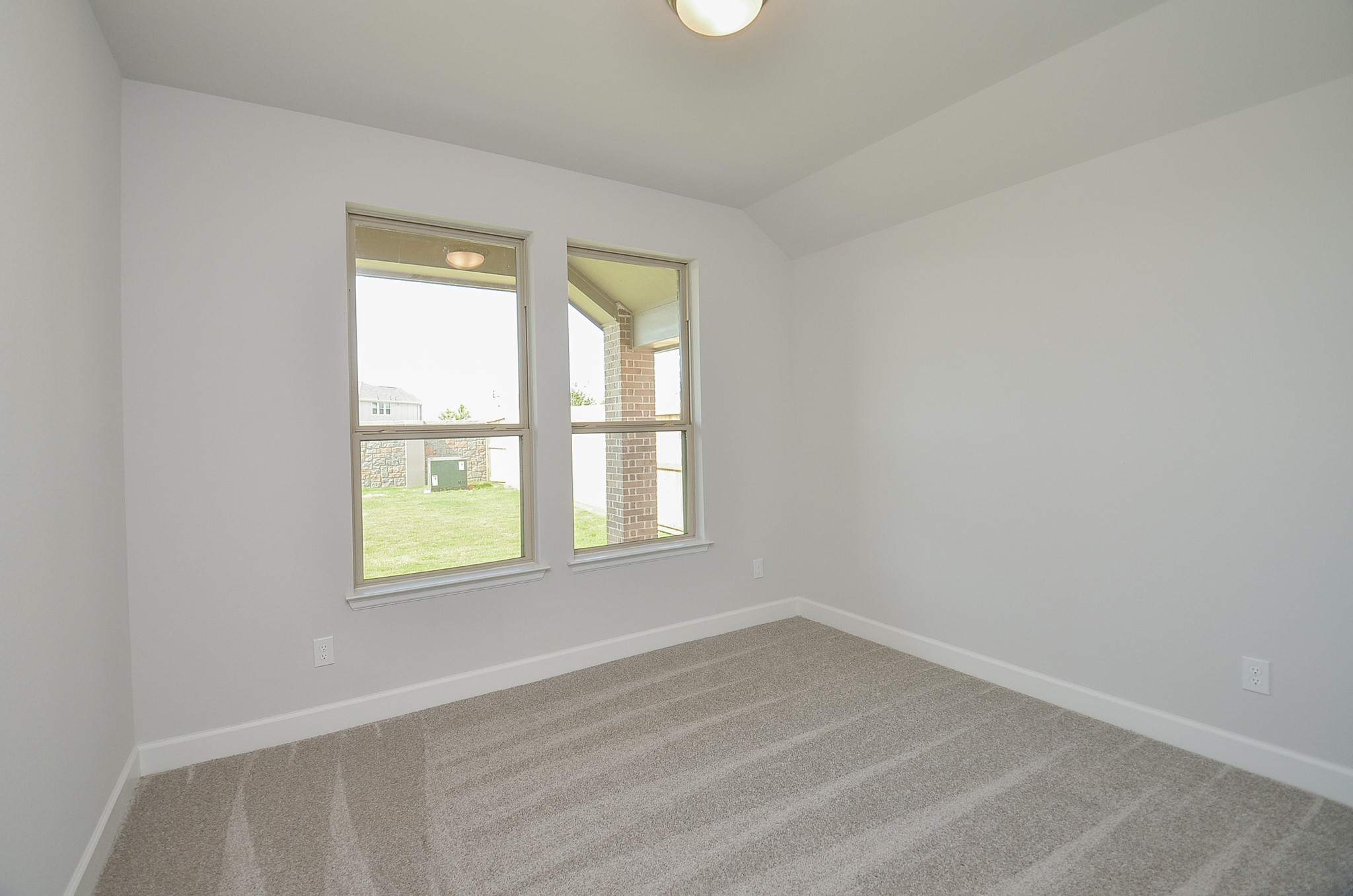 29311 Mesquite Oaks Drive Property Photo 17