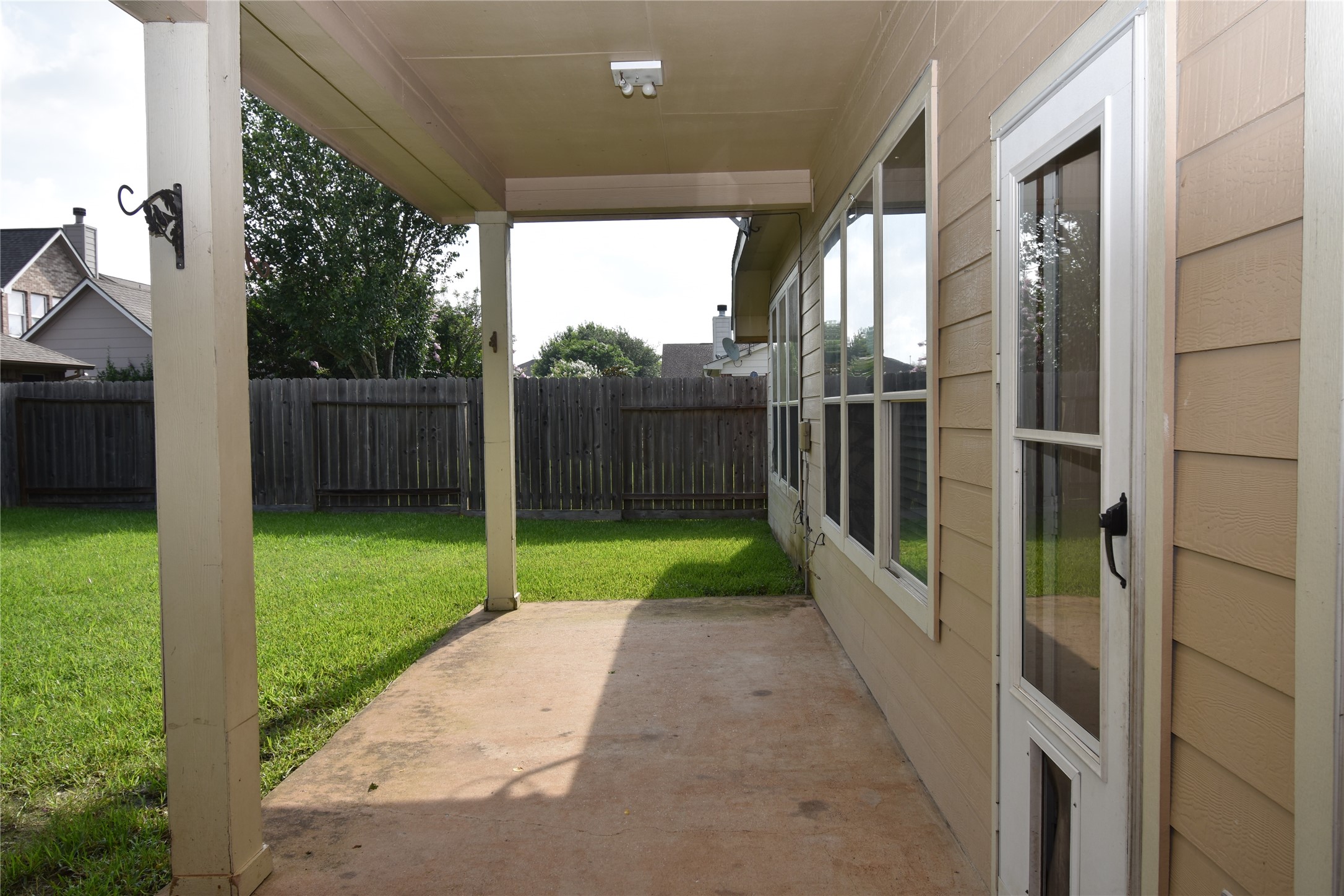9518 Brackenton Crest Drive Property Photo 16