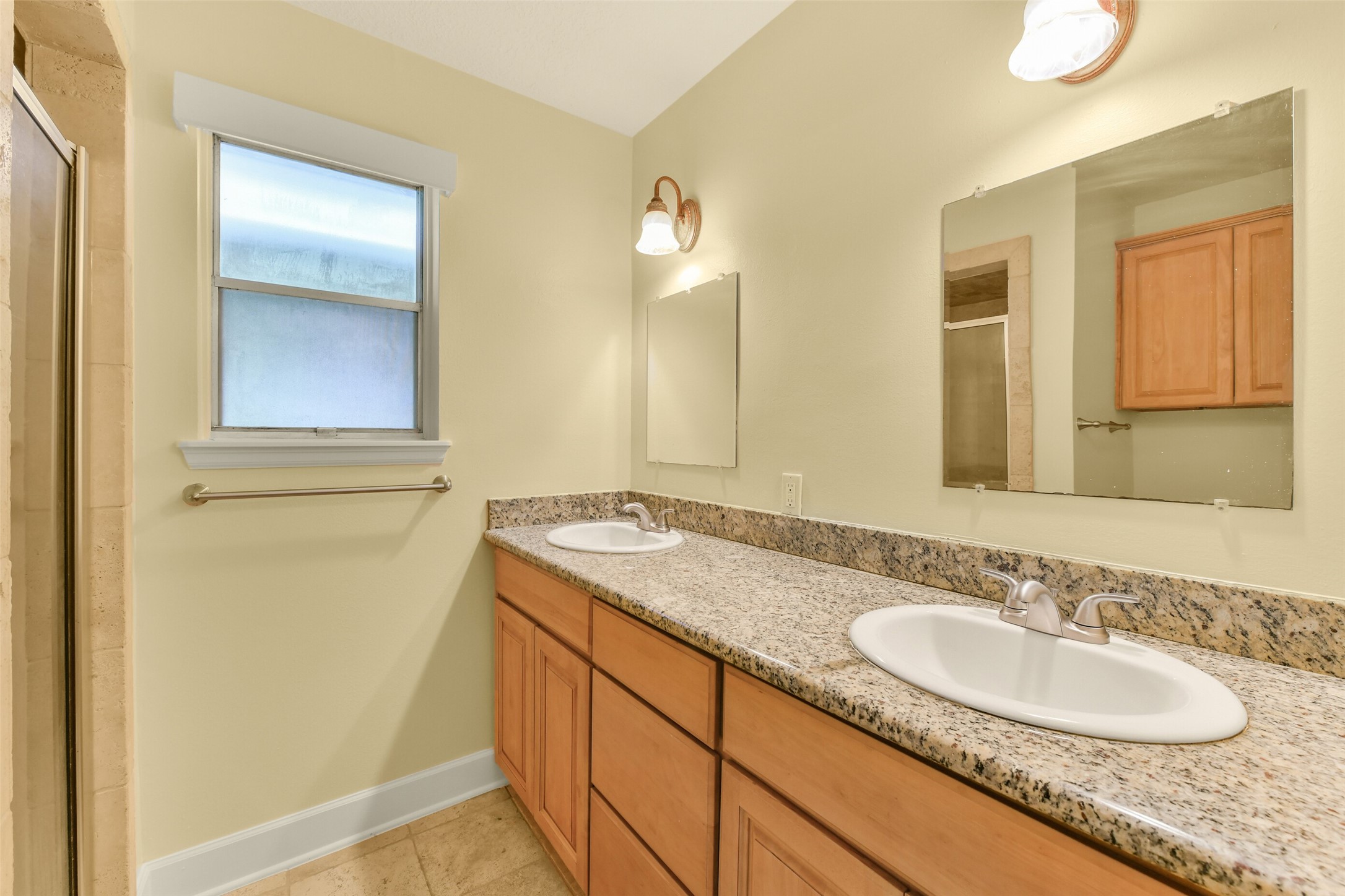 523 Oakdale Avenue Property Photo 10