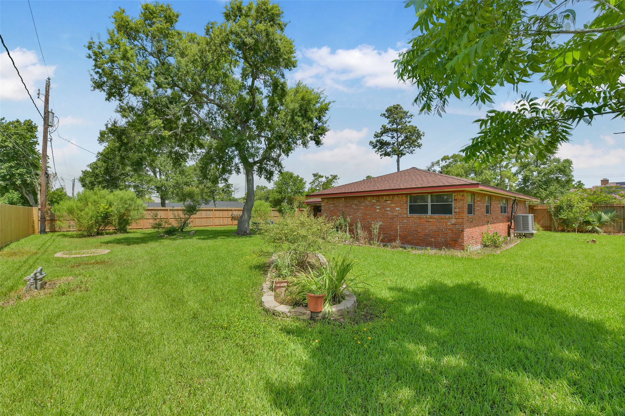 523 Oakdale Avenue Property Photo 16