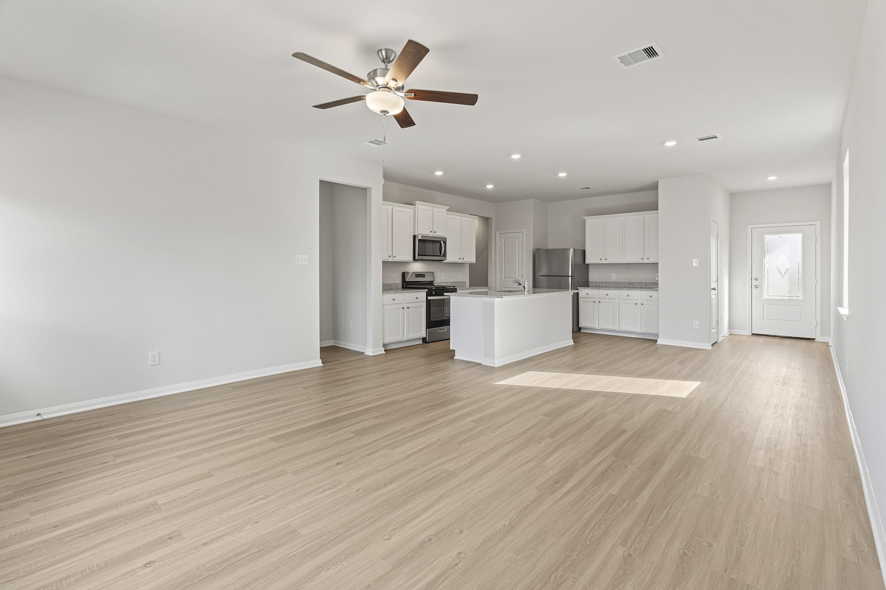 8839 New Jade Drive Property Photo 2