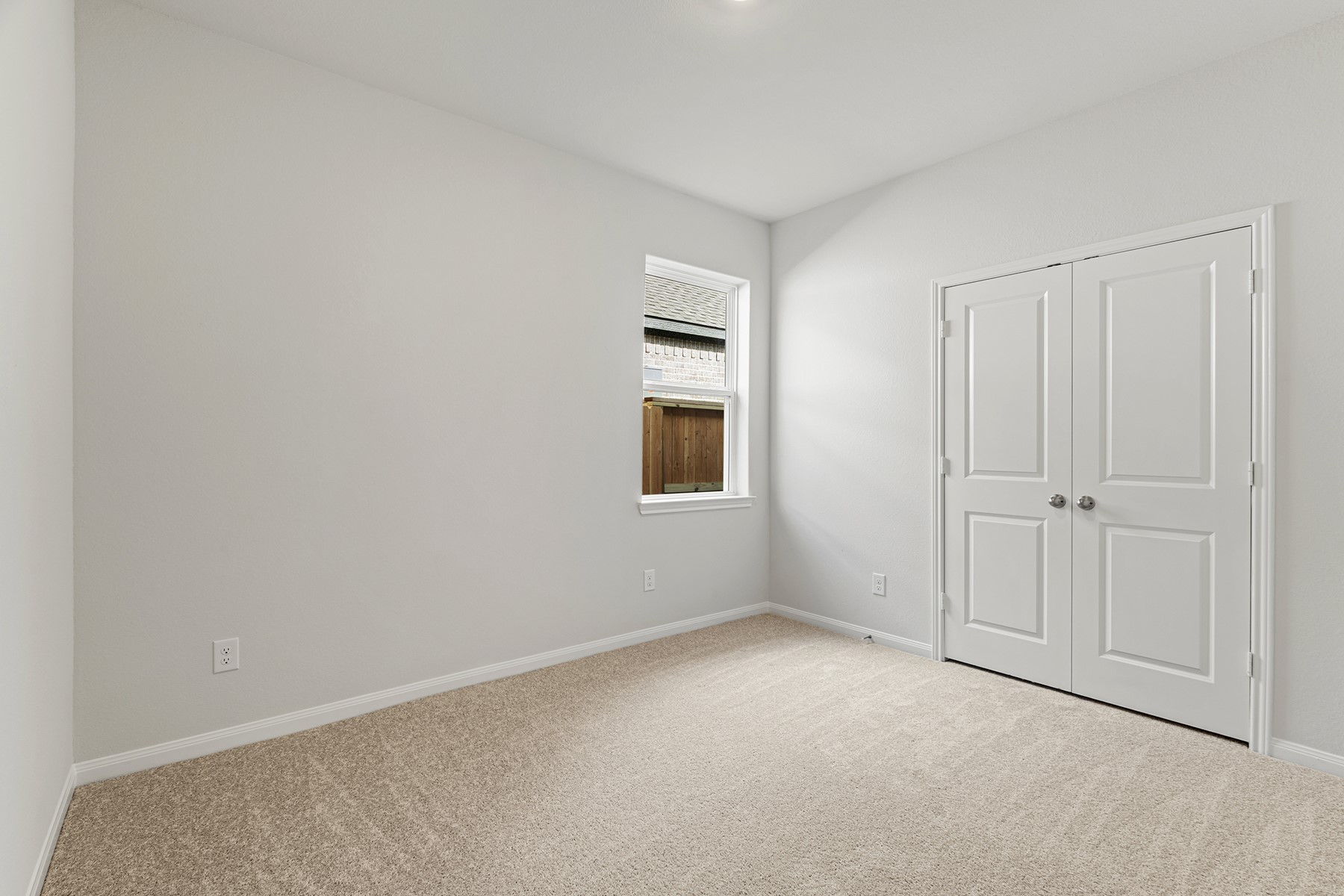 8839 New Jade Drive Property Photo 4