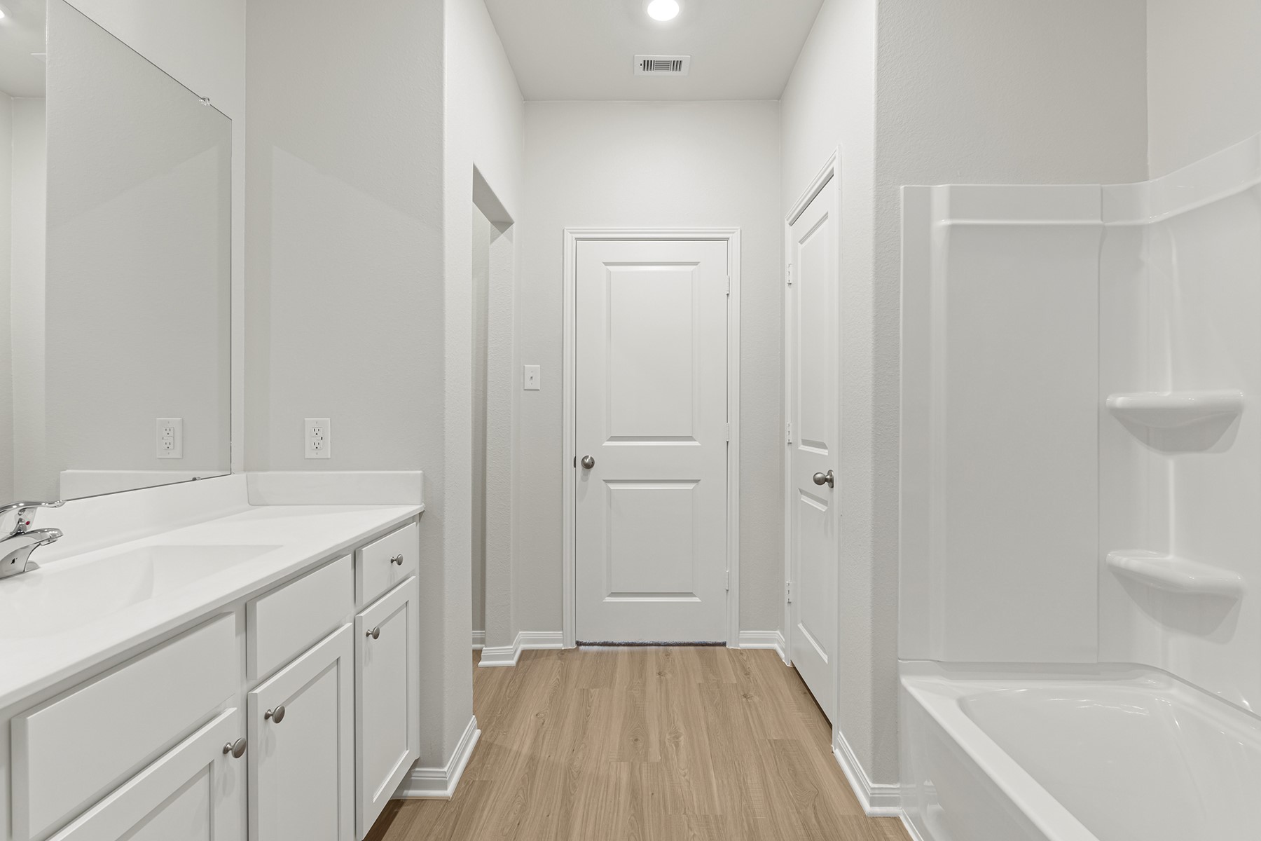 8839 New Jade Drive Property Photo 7