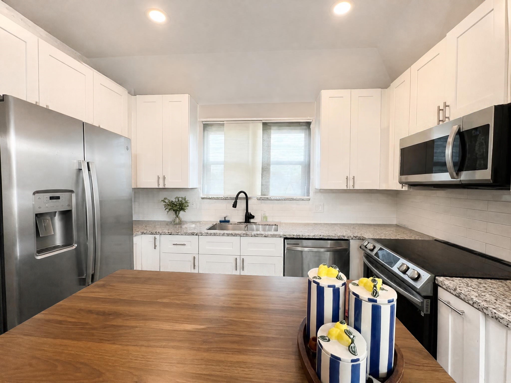 7730 Avenue E Property Photo 3