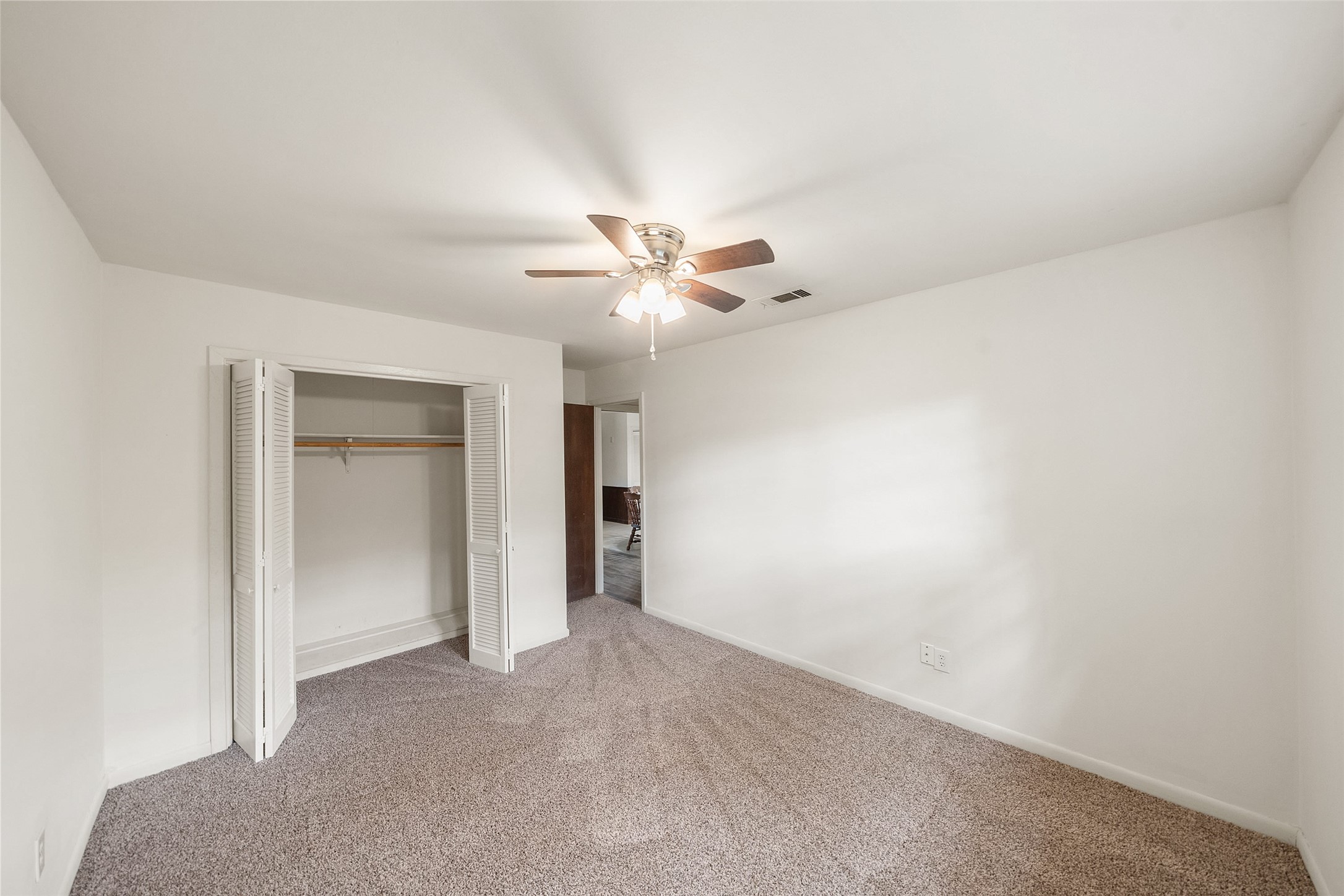 118 Sun City Lane Property Photo 24