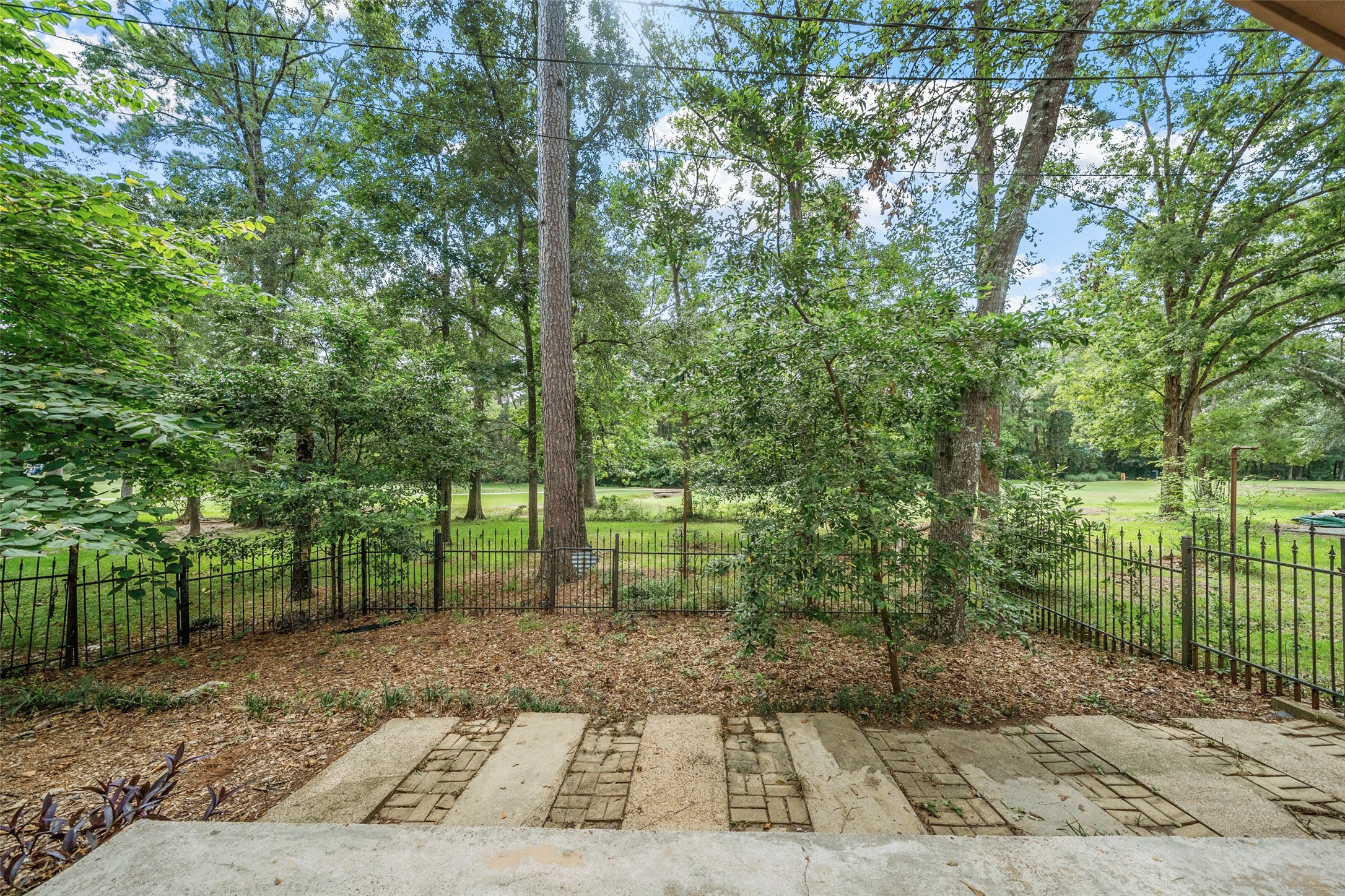 118 Sun City Lane Property Photo 32