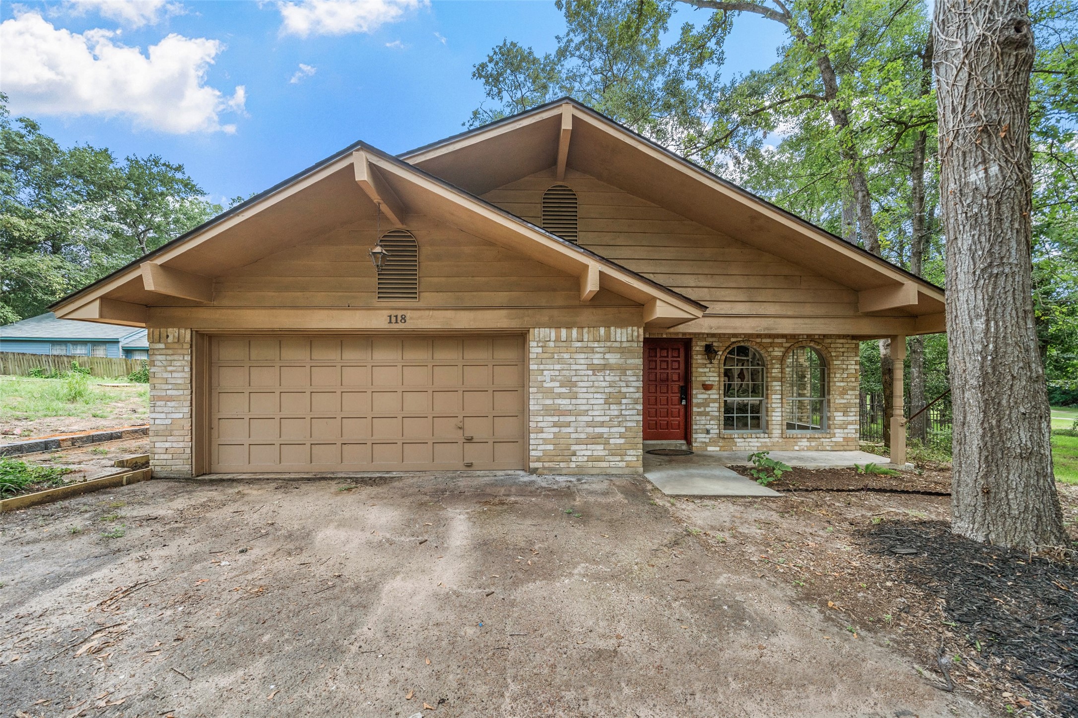 118 Sun City Lane Property Photo 34