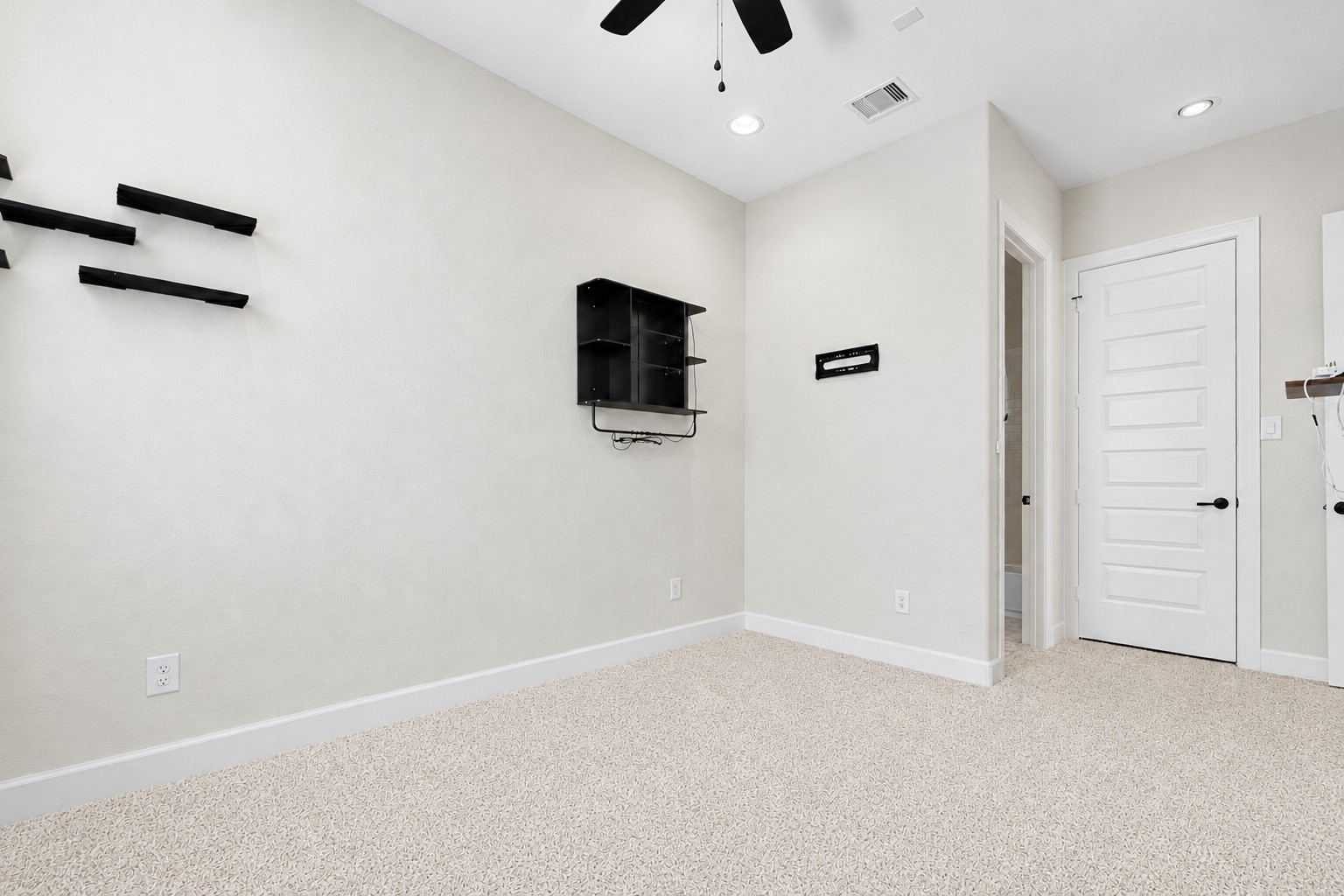 4007 Beacon Fisher Drive Property Photo 32