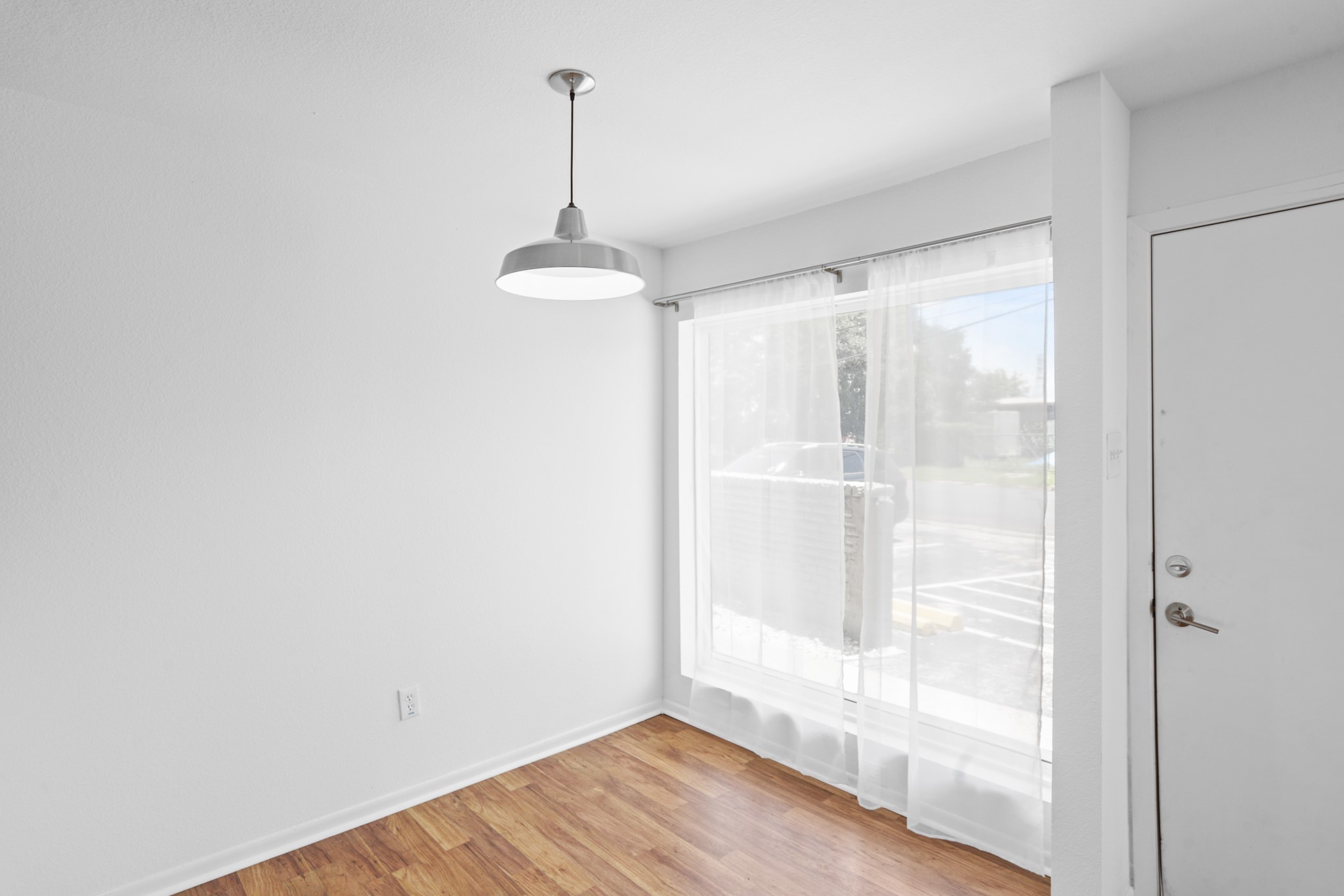 1408 Hughes Street 15 Property Photo 16