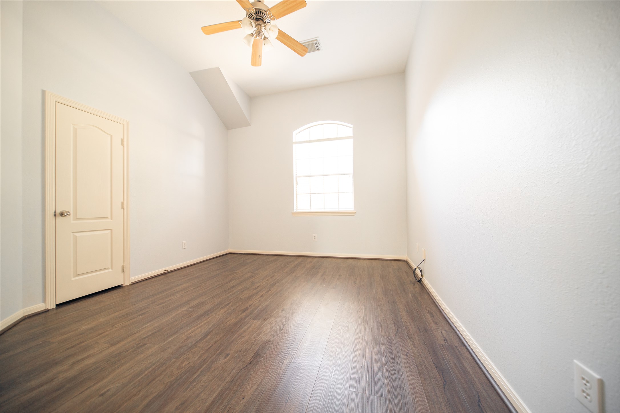 6403 Winding Cove Lane Property Photo 22