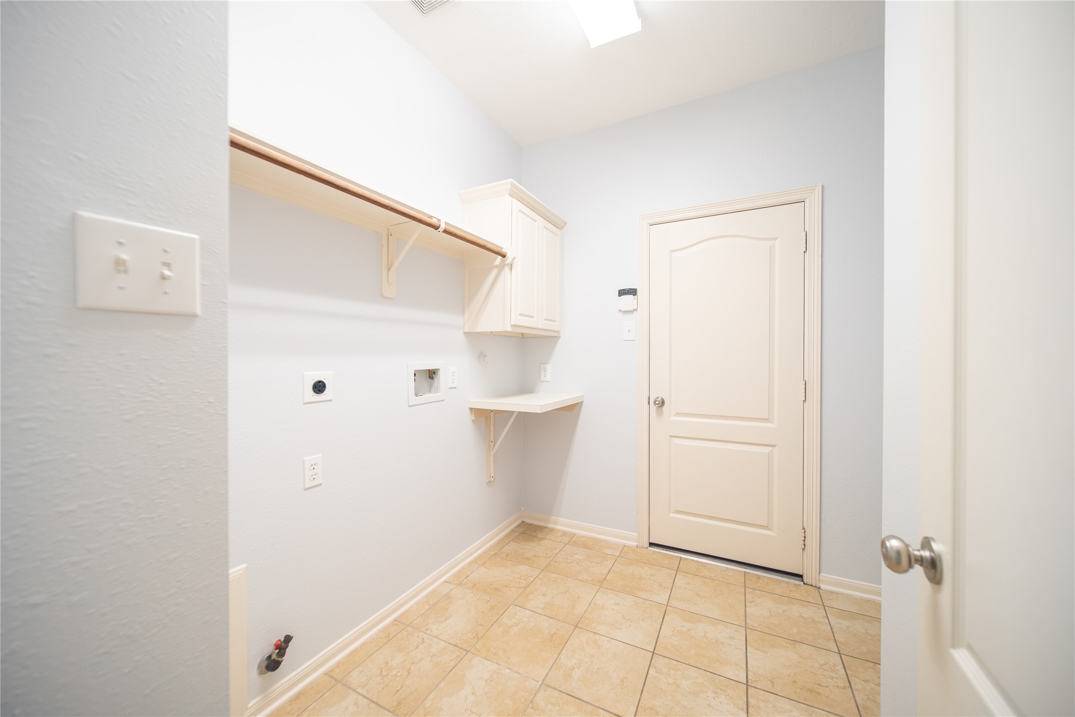 6403 Winding Cove Lane Property Photo 24