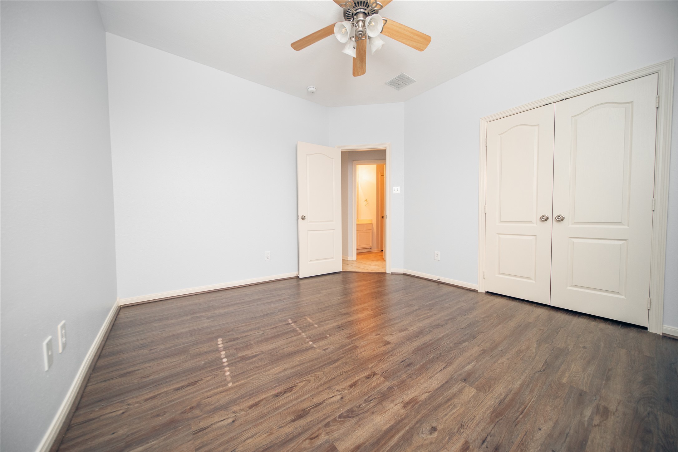 6403 Winding Cove Lane Property Photo 26