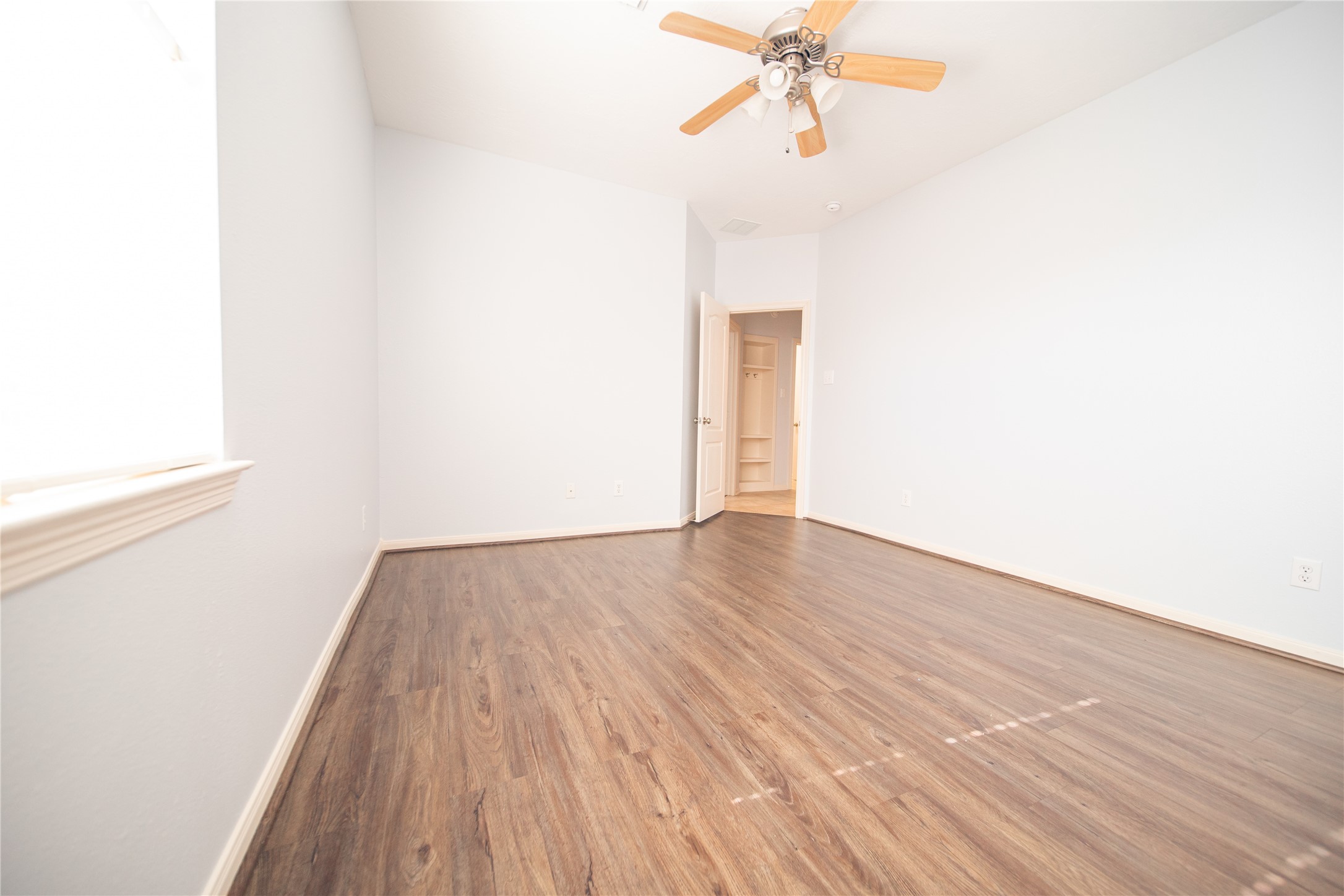 6403 Winding Cove Lane Property Photo 28