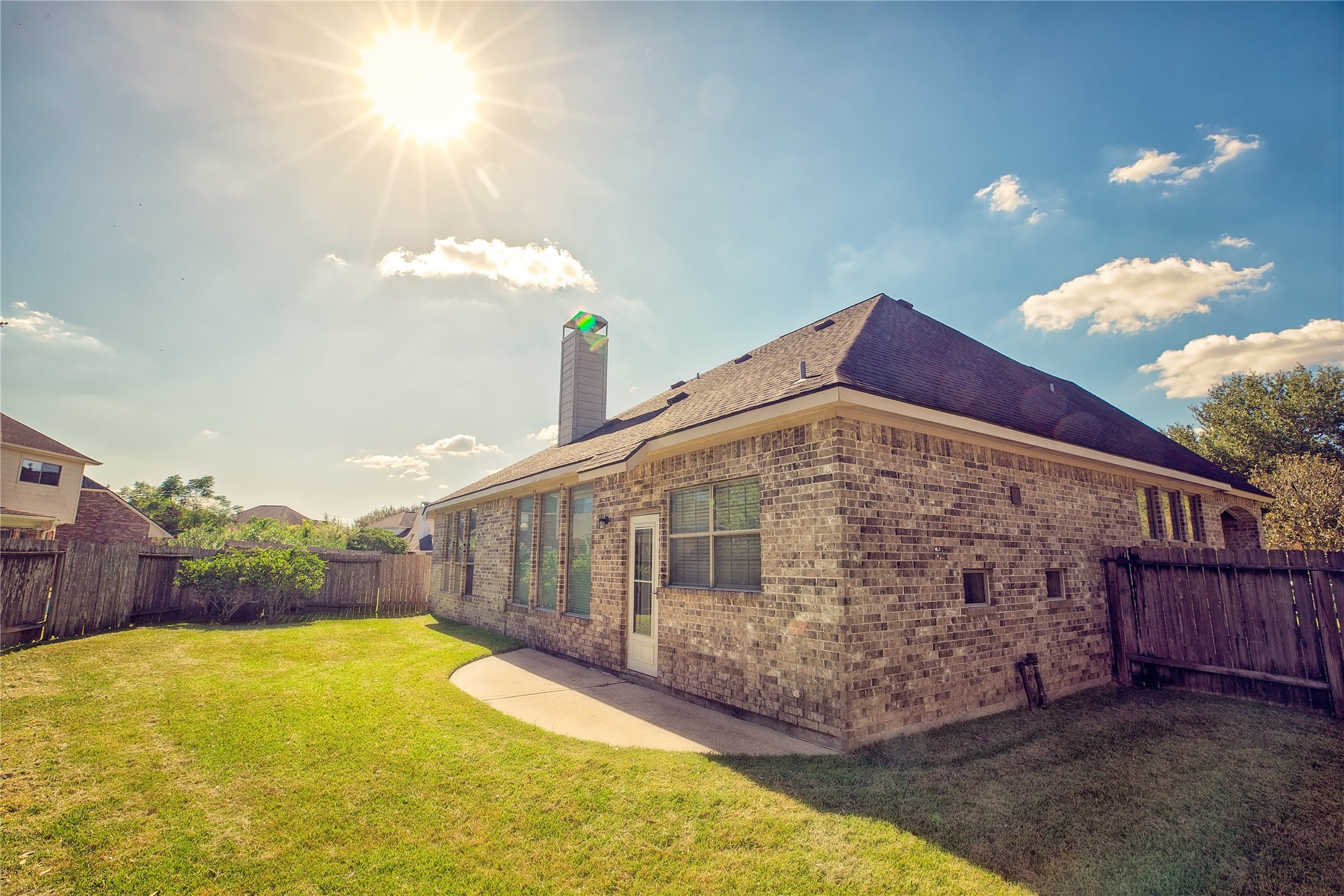 6403 Winding Cove Lane Property Photo 32