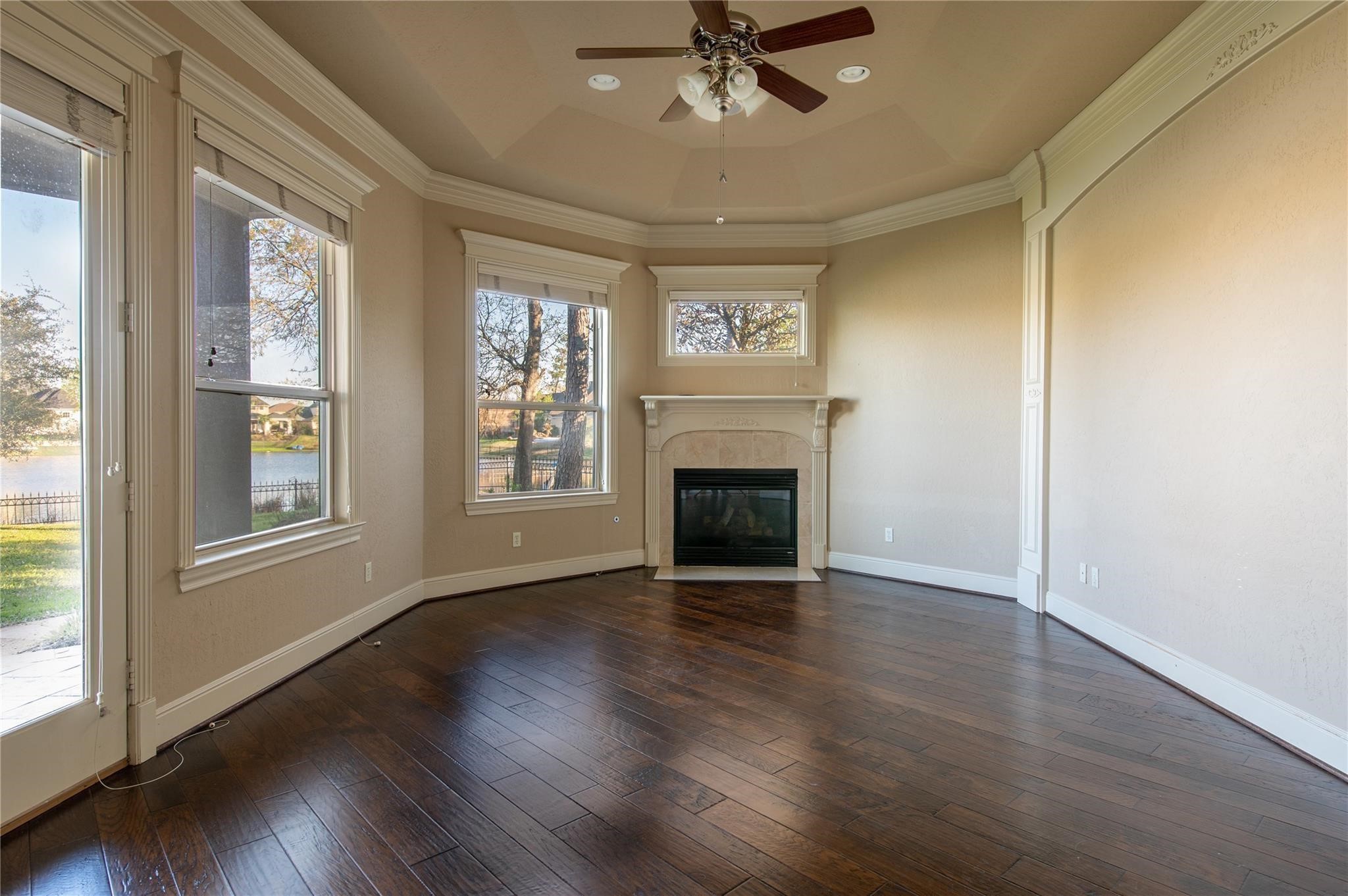 25702 Golden Bell Drive Property Photo 7