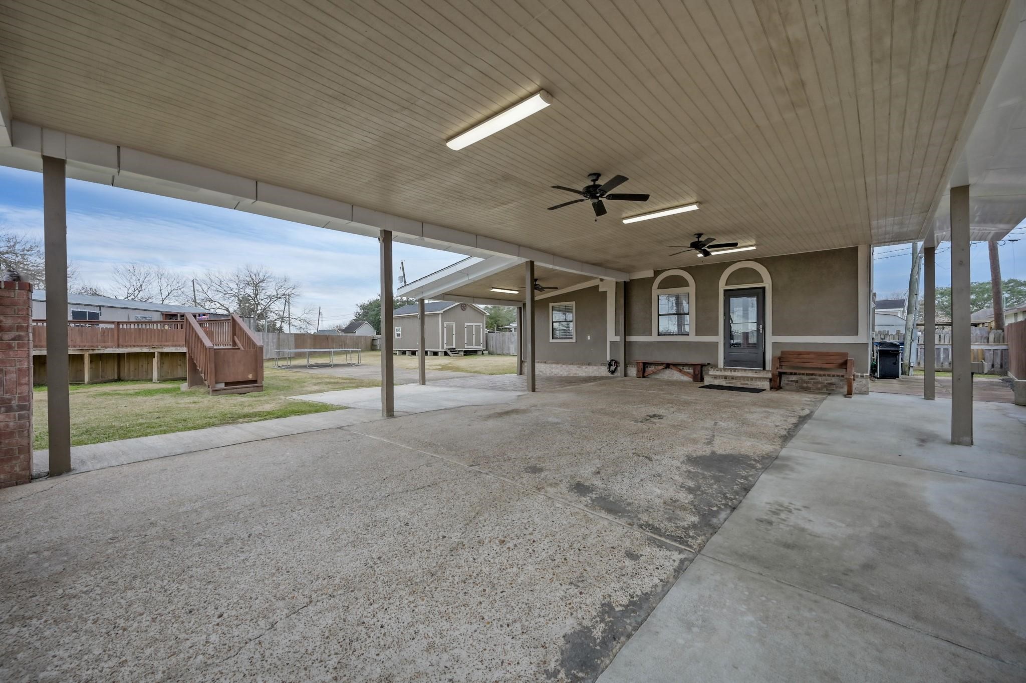19096 County Road 669f Property Photo 2