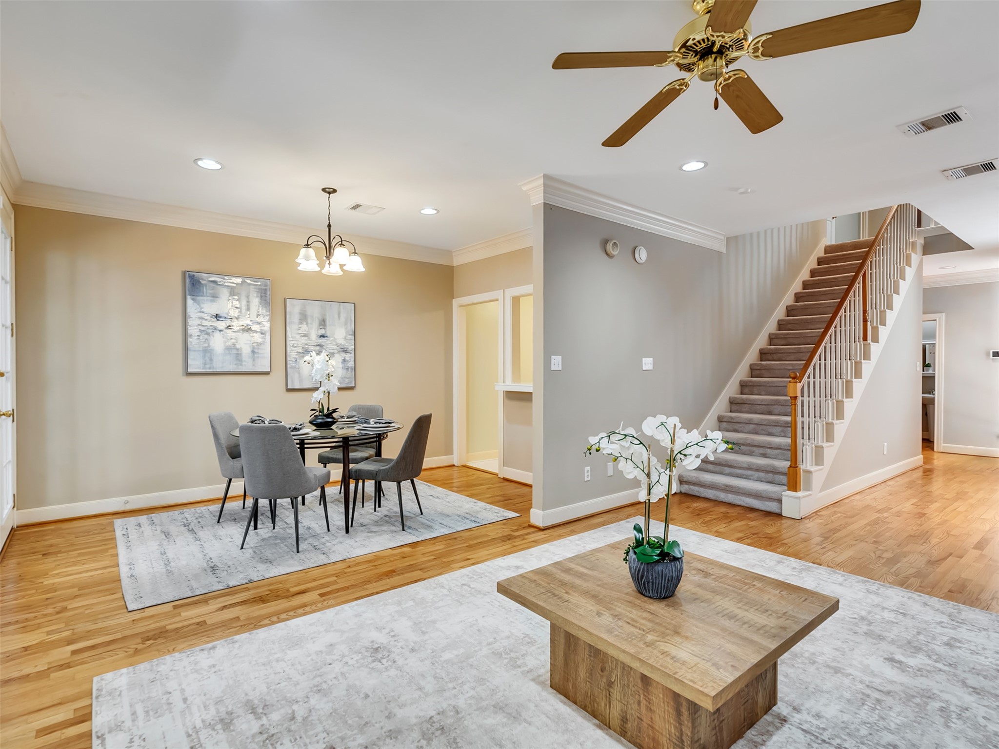 2012 Mcduffie Street Property Photo 6