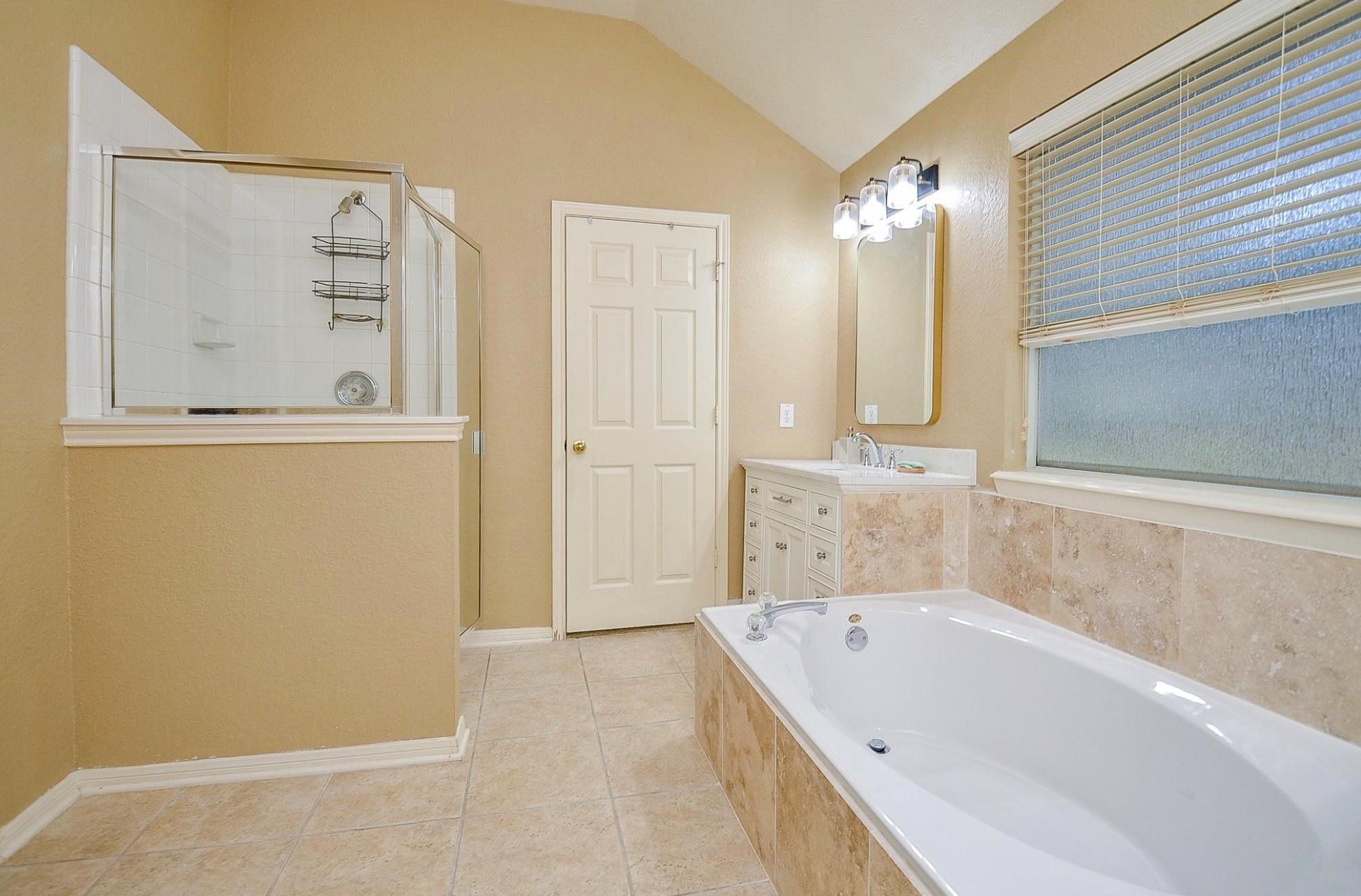 4606 Russett Lane Property Photo 11