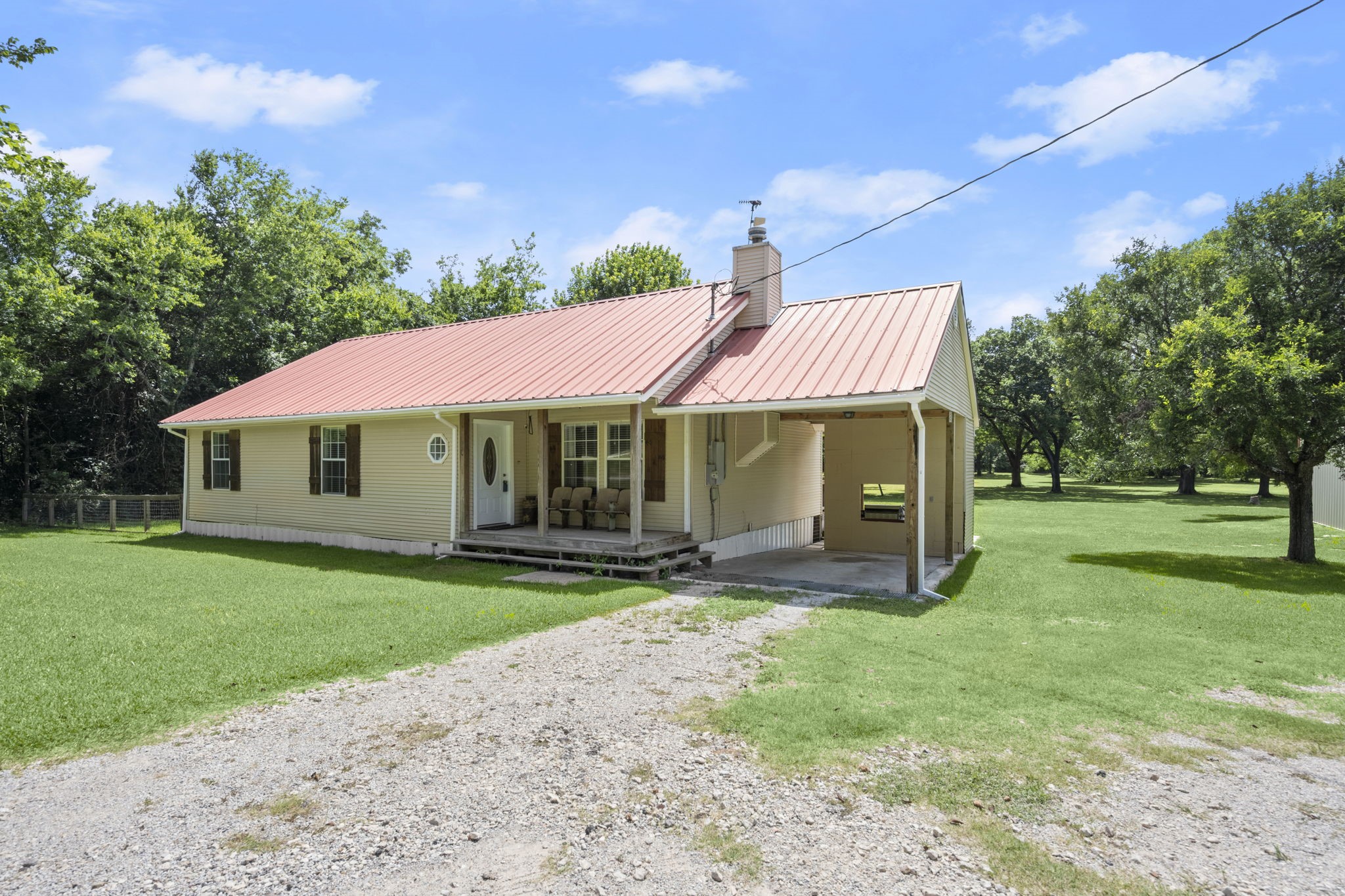 5298 Circle View Property Photo 3