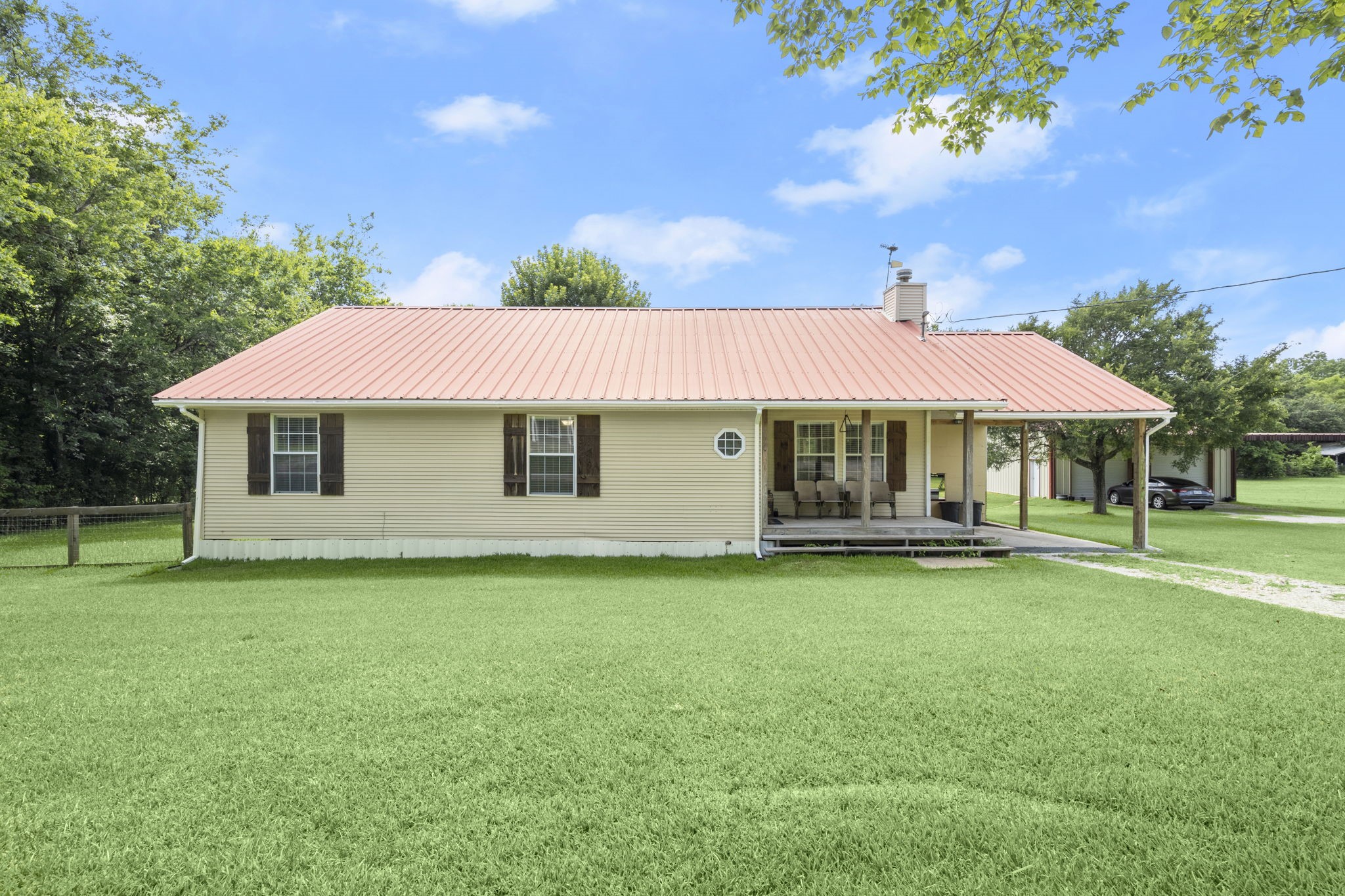 5298 Circle View Property Photo 5