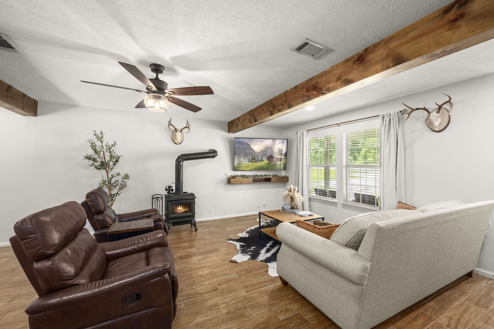 5298 Circle View Property Photo 10