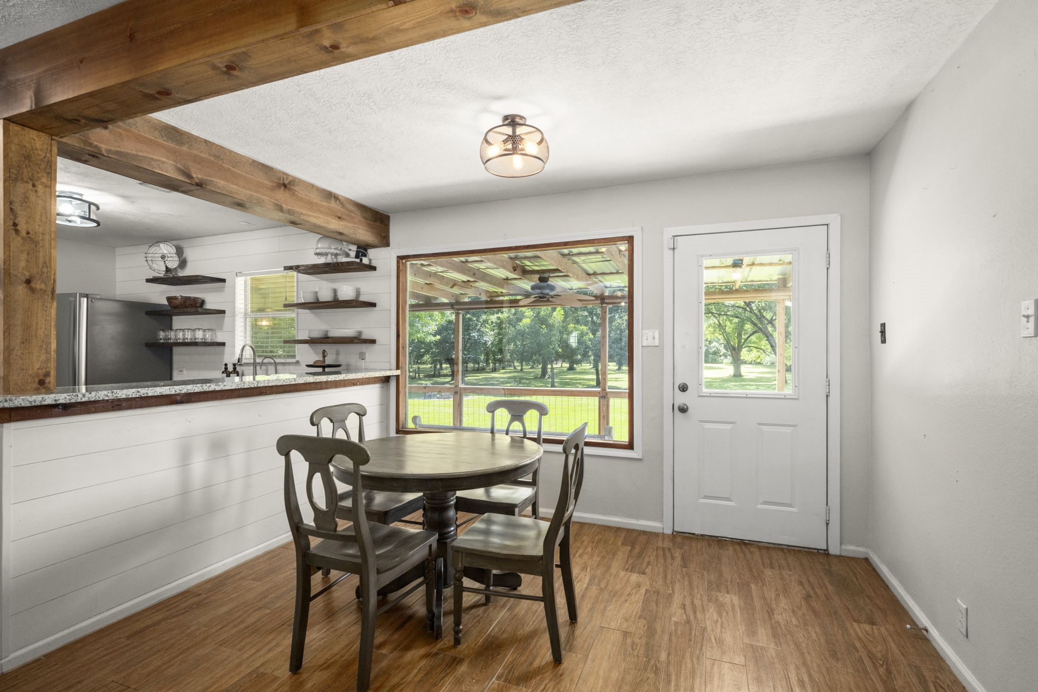 5298 Circle View Property Photo 15