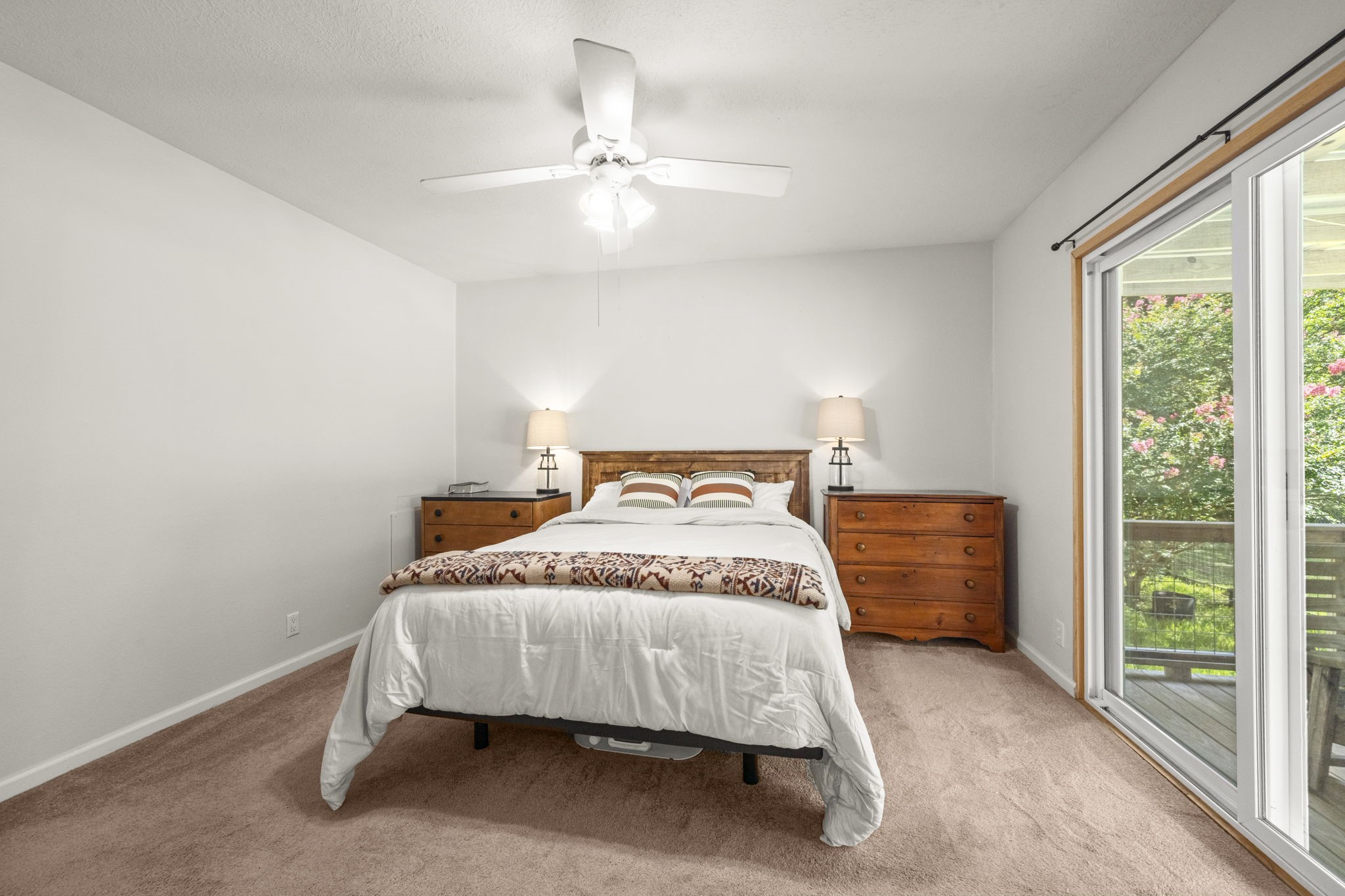 5298 Circle View Property Photo 21