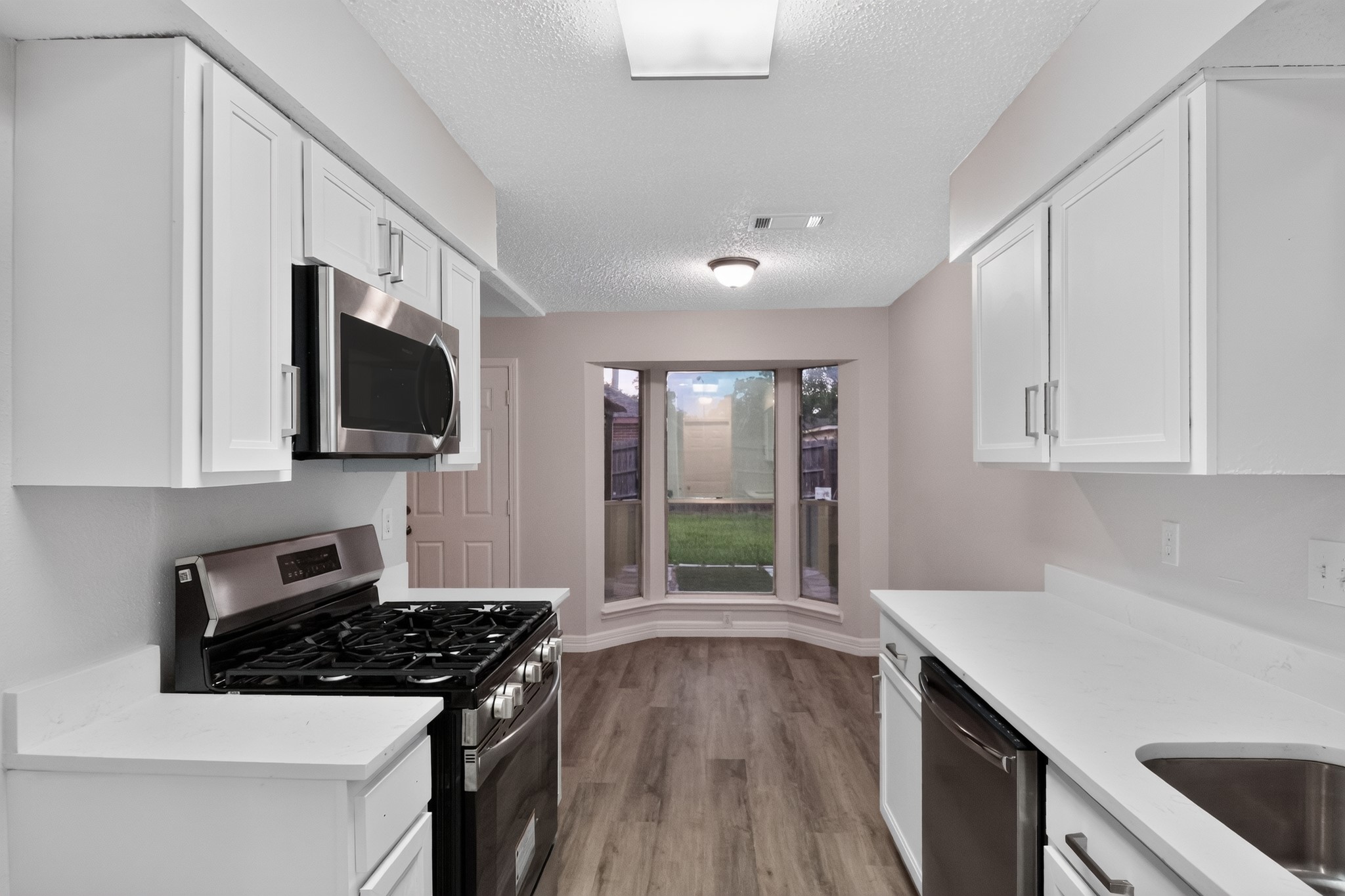 15410 Wildwood Lake Drive Property Photo 6
