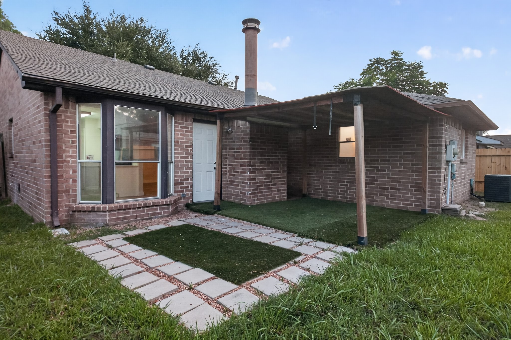 15410 Wildwood Lake Drive Property Photo 11